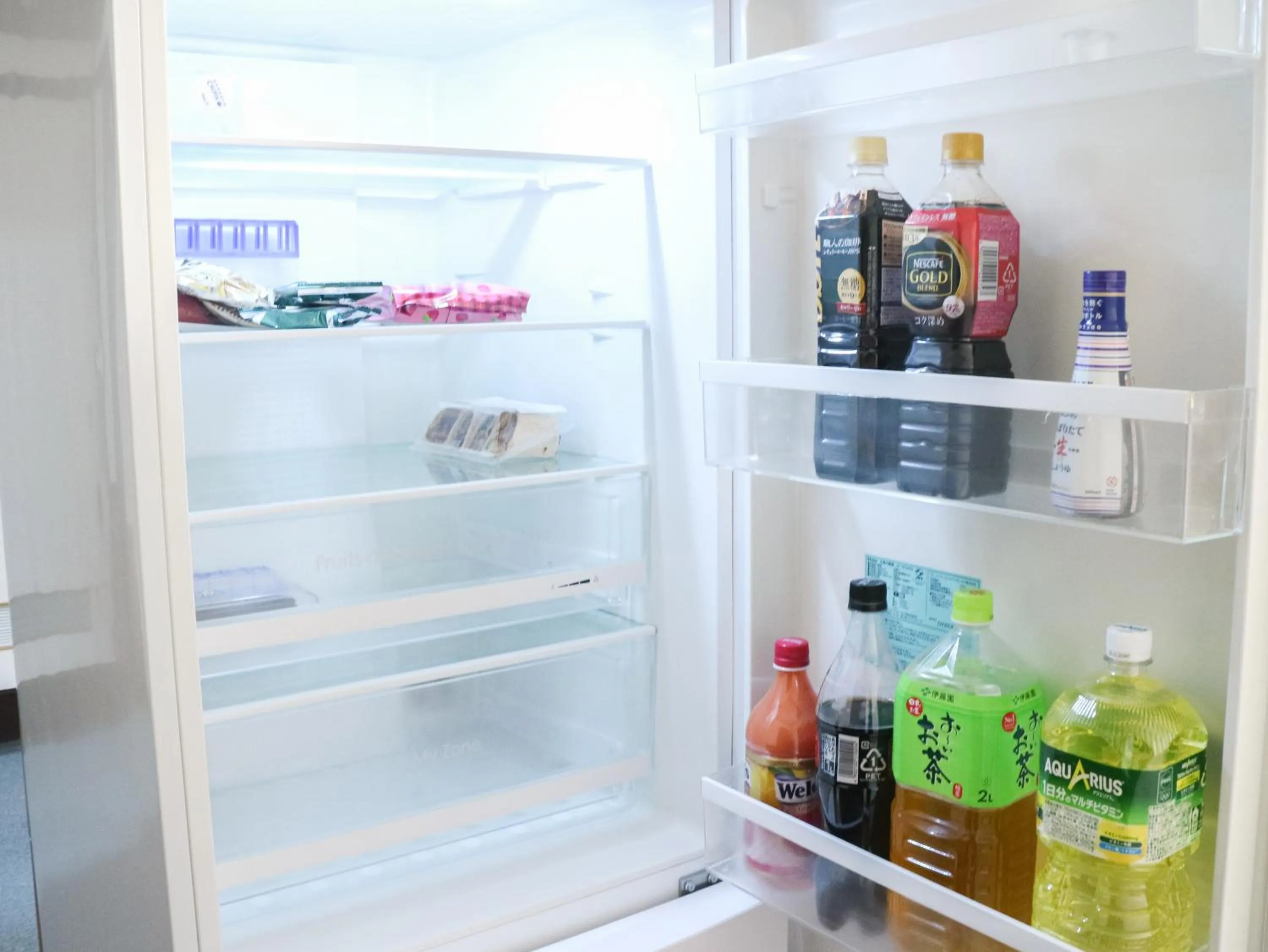 Communal kitchen in Yuimaru EAST - 最大18名貸切OK