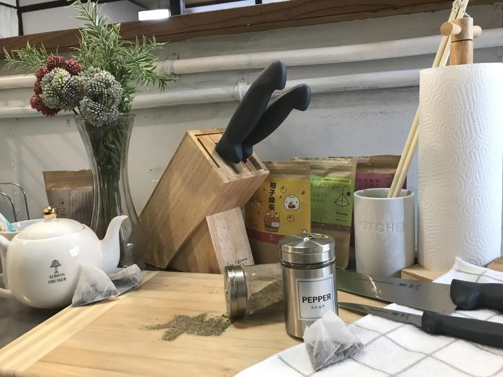 Kitchen or kitchenette in Yuimaru EAST - 最大18名貸切OK