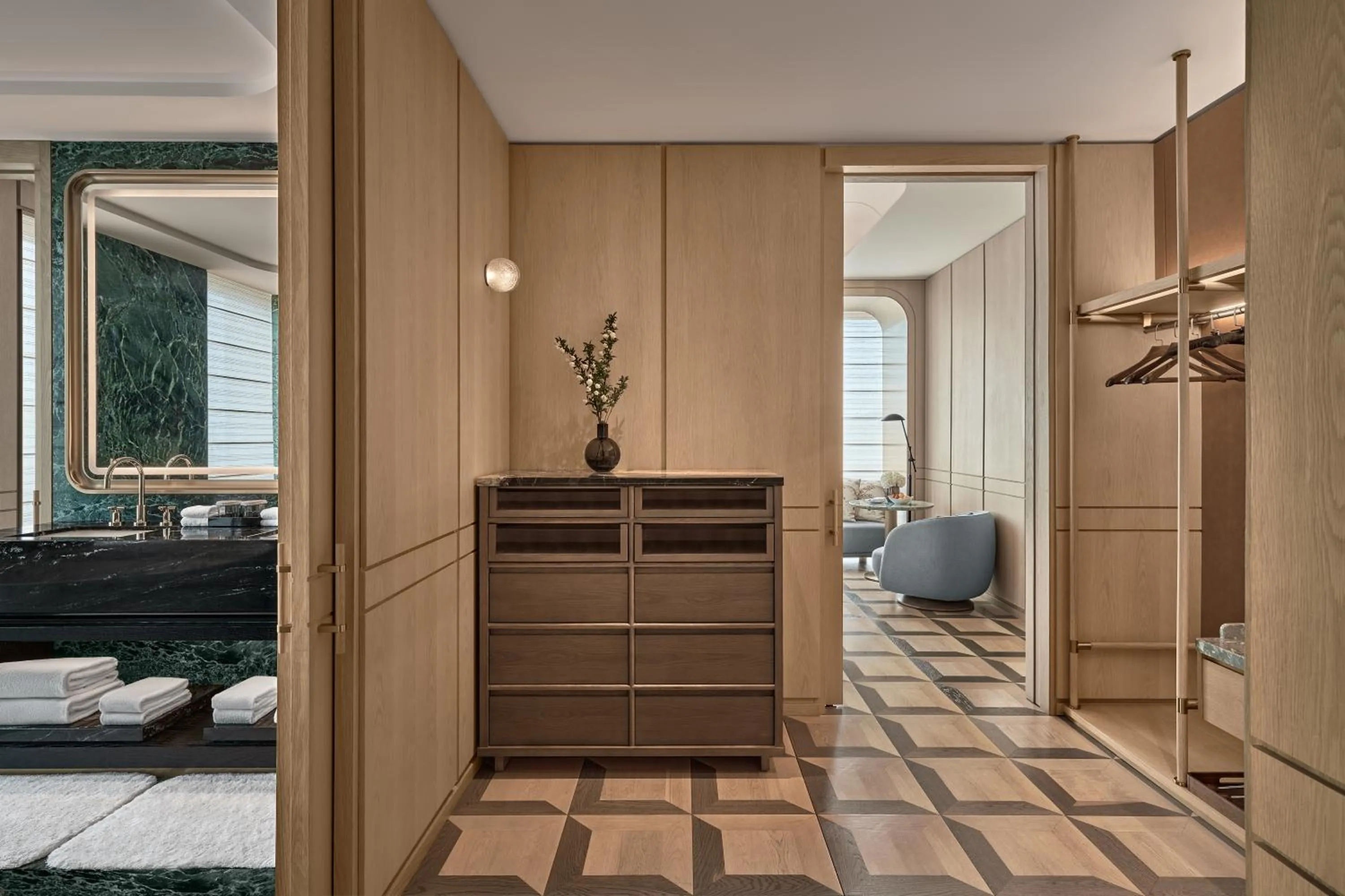 locker in Waldorf Astoria Xiamen