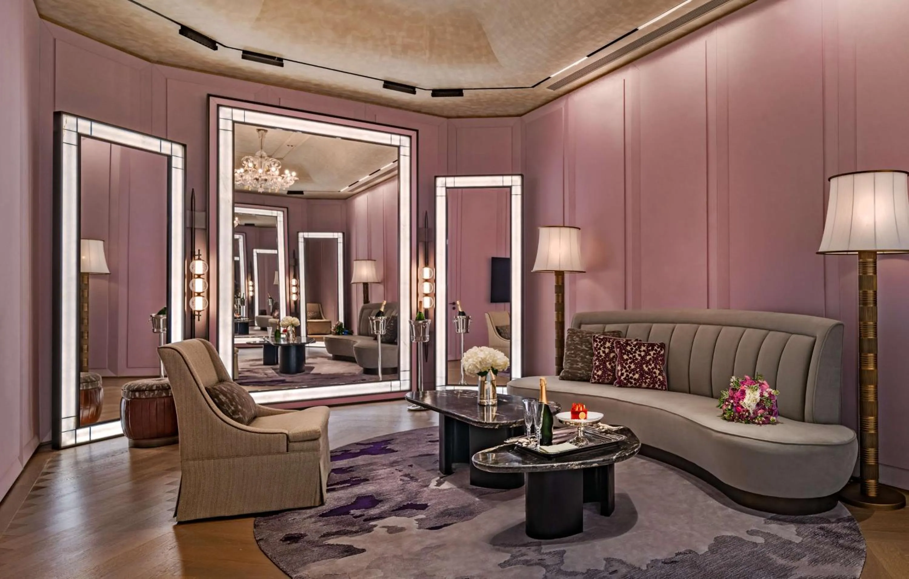 Meeting/conference room in Waldorf Astoria Xiamen