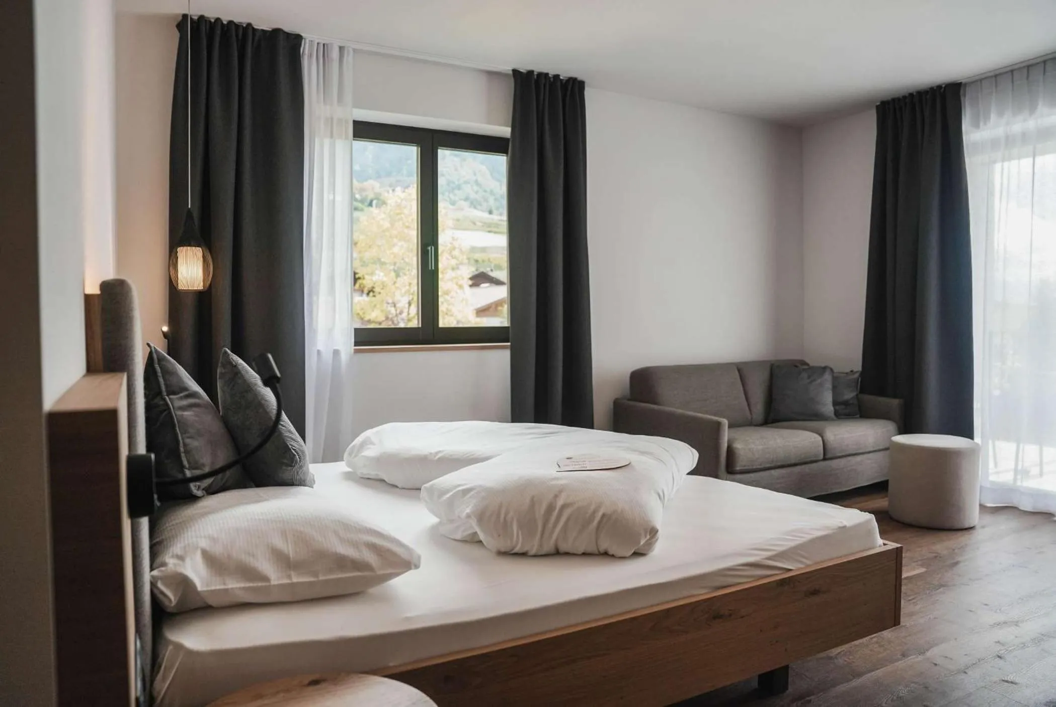 Photo of the whole room, Bed in Guesthouse Karnatsch