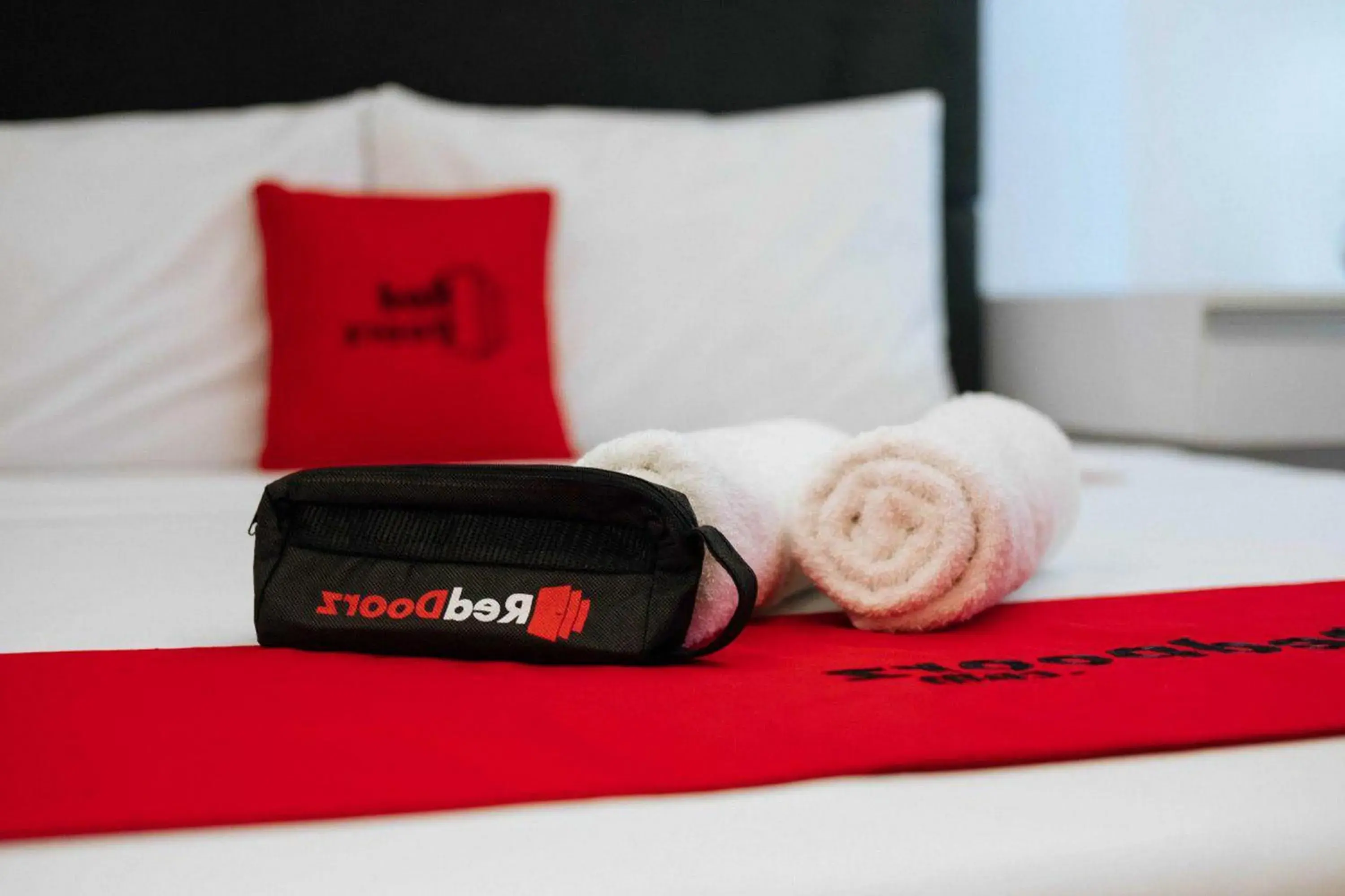 Bed in RedDoorz near RS USU Medan 3 Bed in RedDoorz near RS USU Medan 3