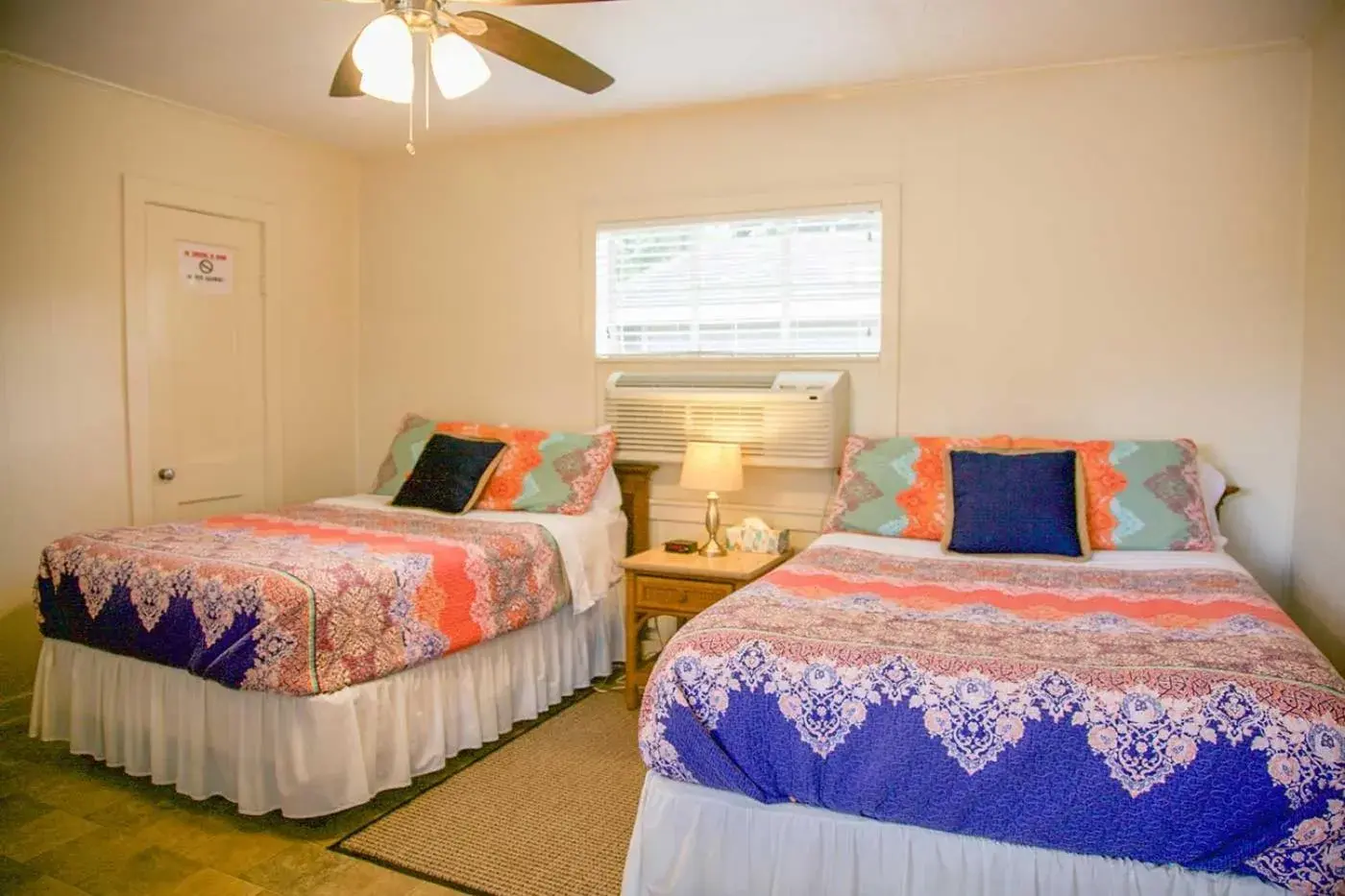 Deluxe Double Studio in Shiner Country Inn Deluxe Double Studio in Shiner Country Inn