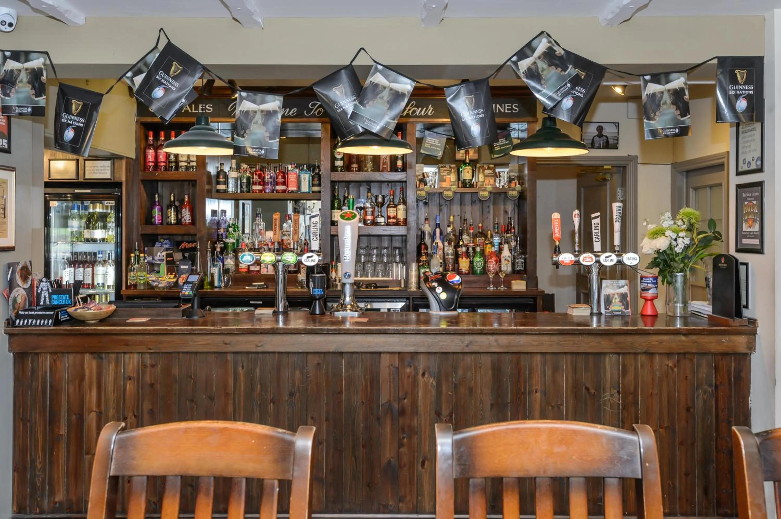 Lounge or bar in Balfour Arms