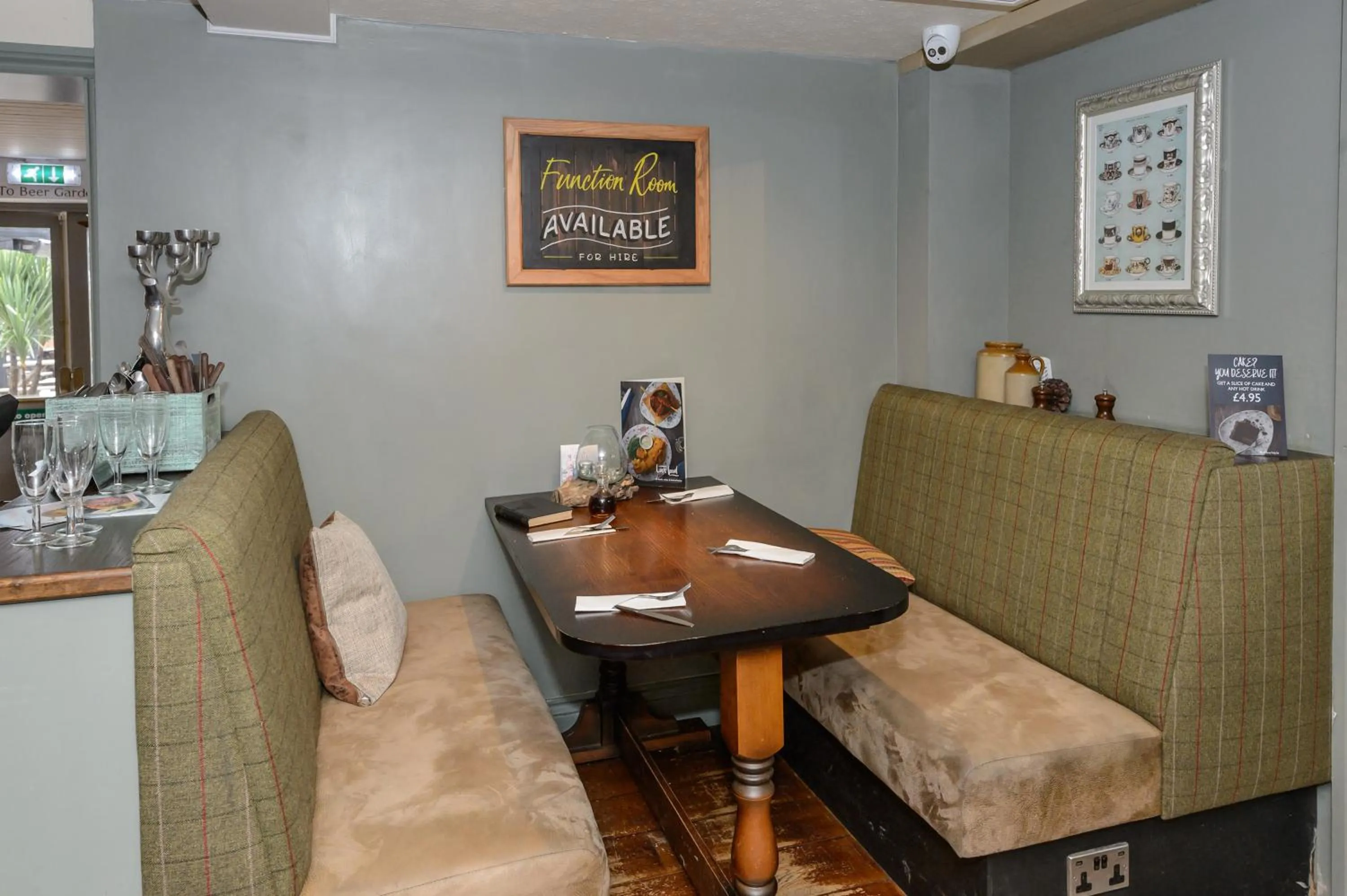 Dining area in Balfour Arms