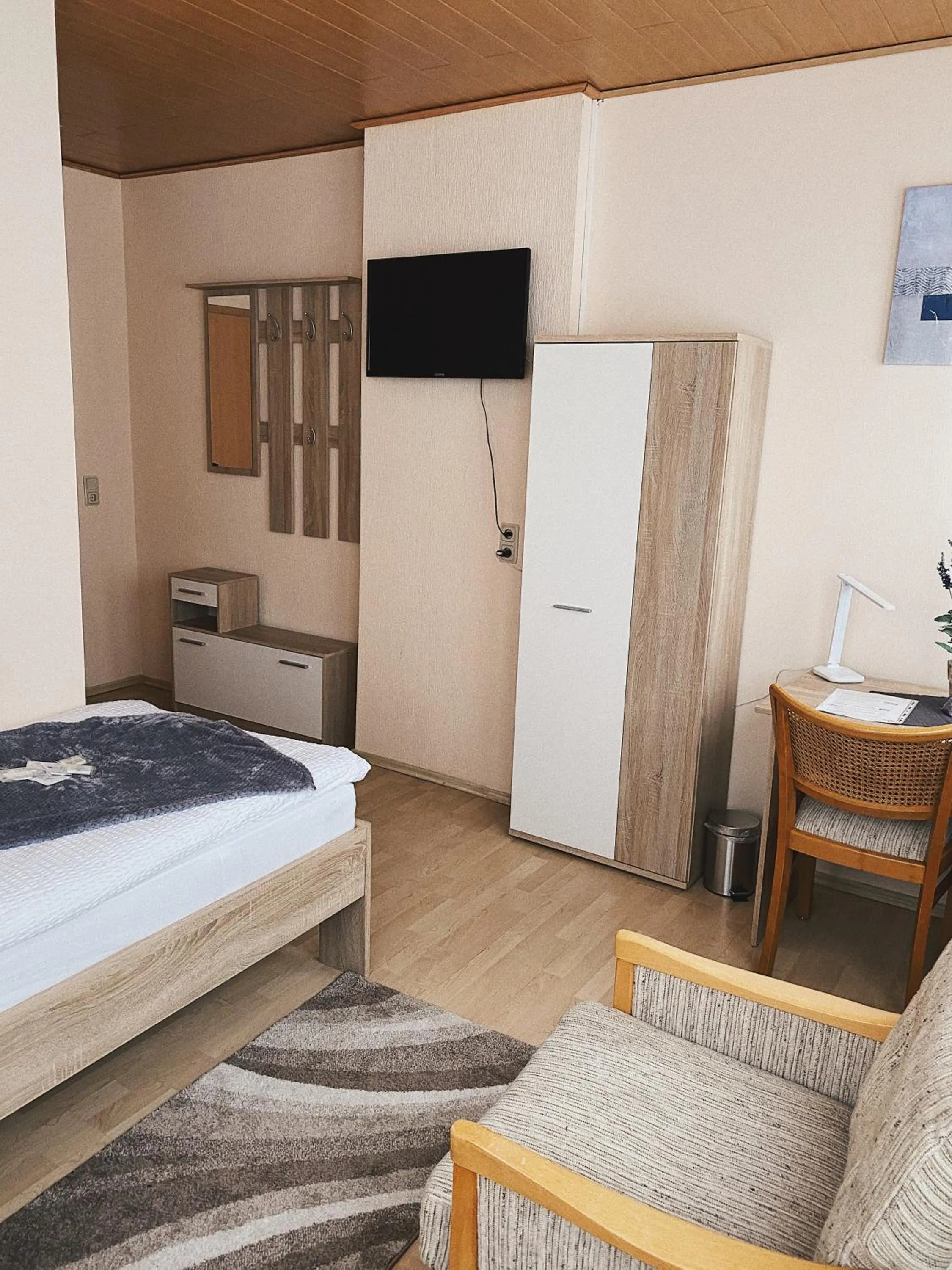 Photo of the whole room, Bed in Pension Lavendel