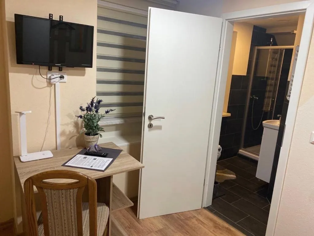 Shower in Pension Lavendel