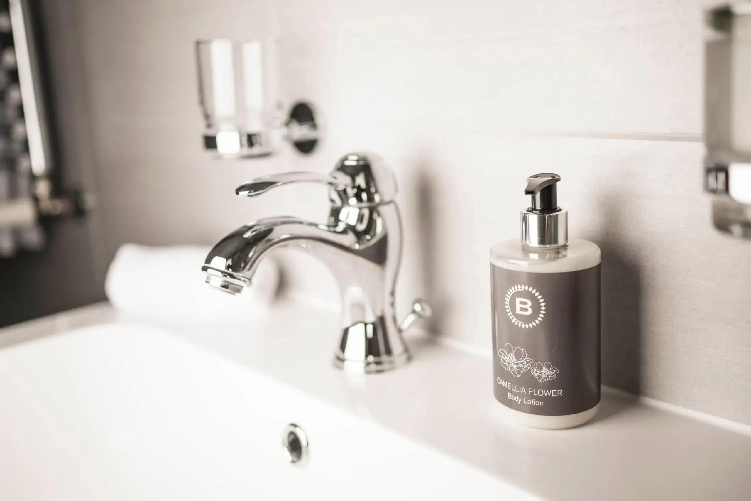 Bathroom in Hotel Belvedere Locarno Bathroom in Hotel Belvedere Locarno