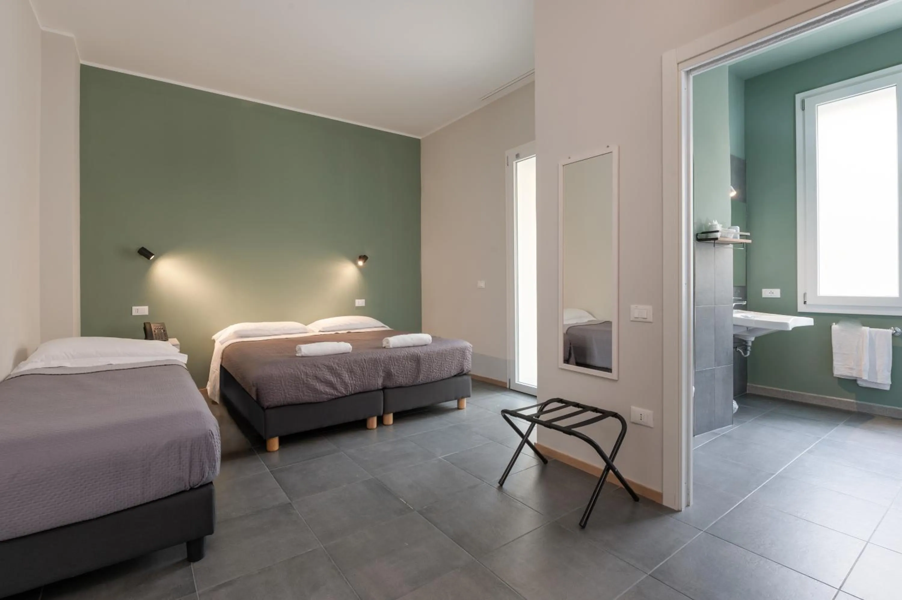 Bedroom, Bed in Hotel Perla