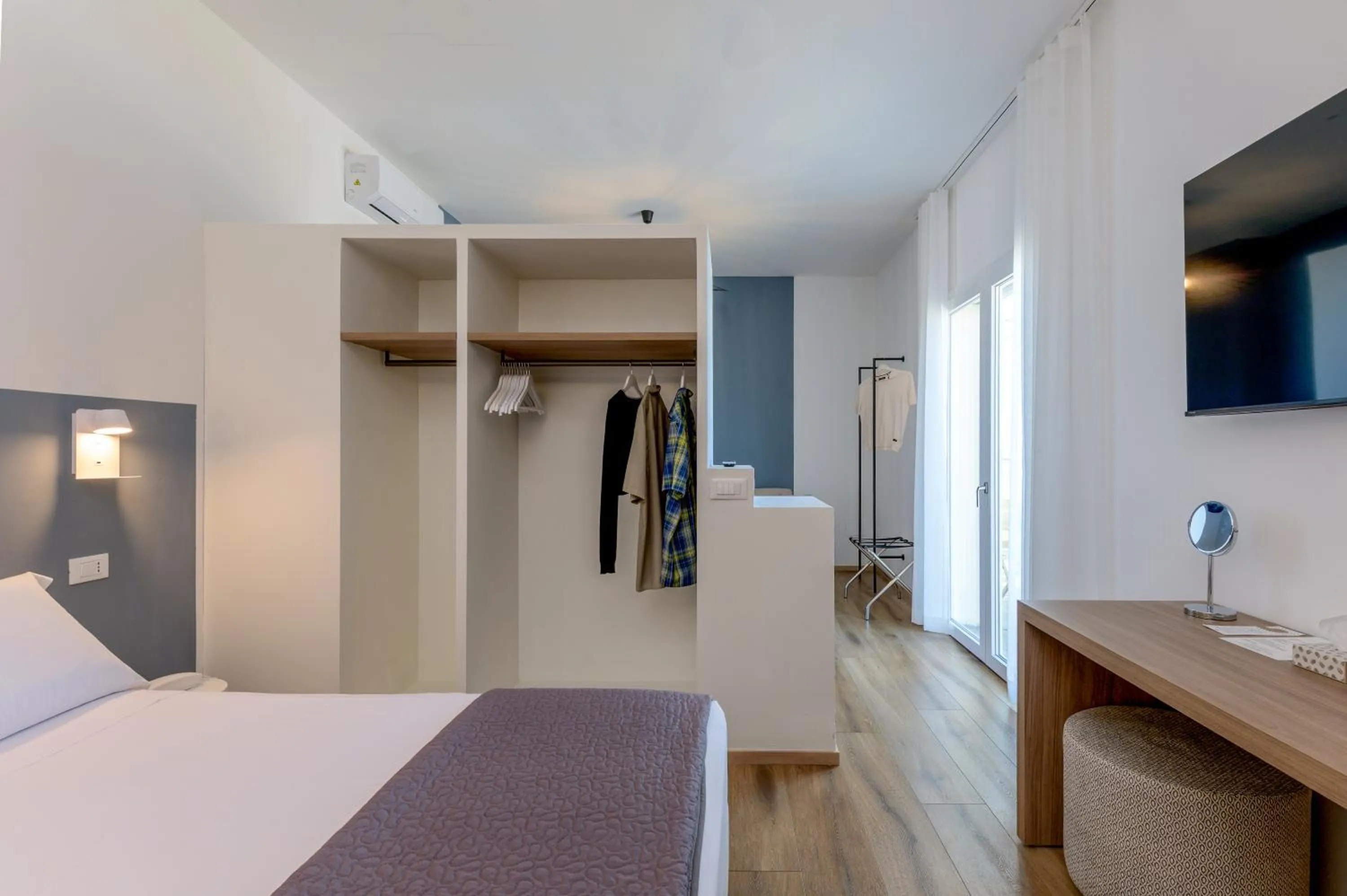 Bedroom, Bed in Hotel Perla