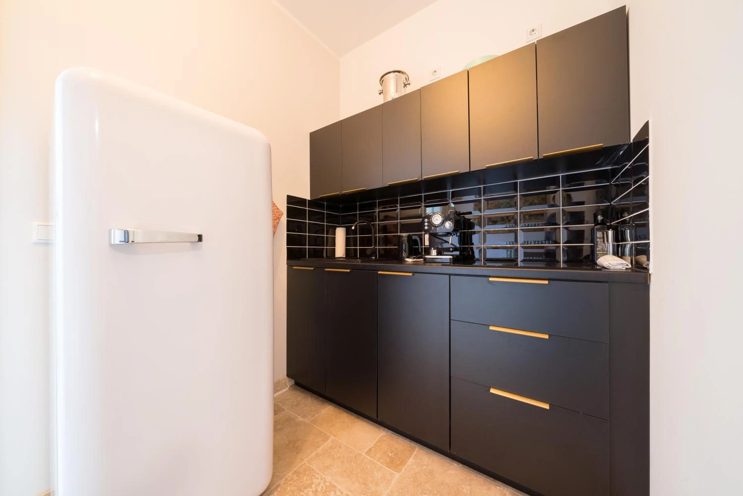 Kitchen or kitchenette in Design Apartments - "Villa Arnim"