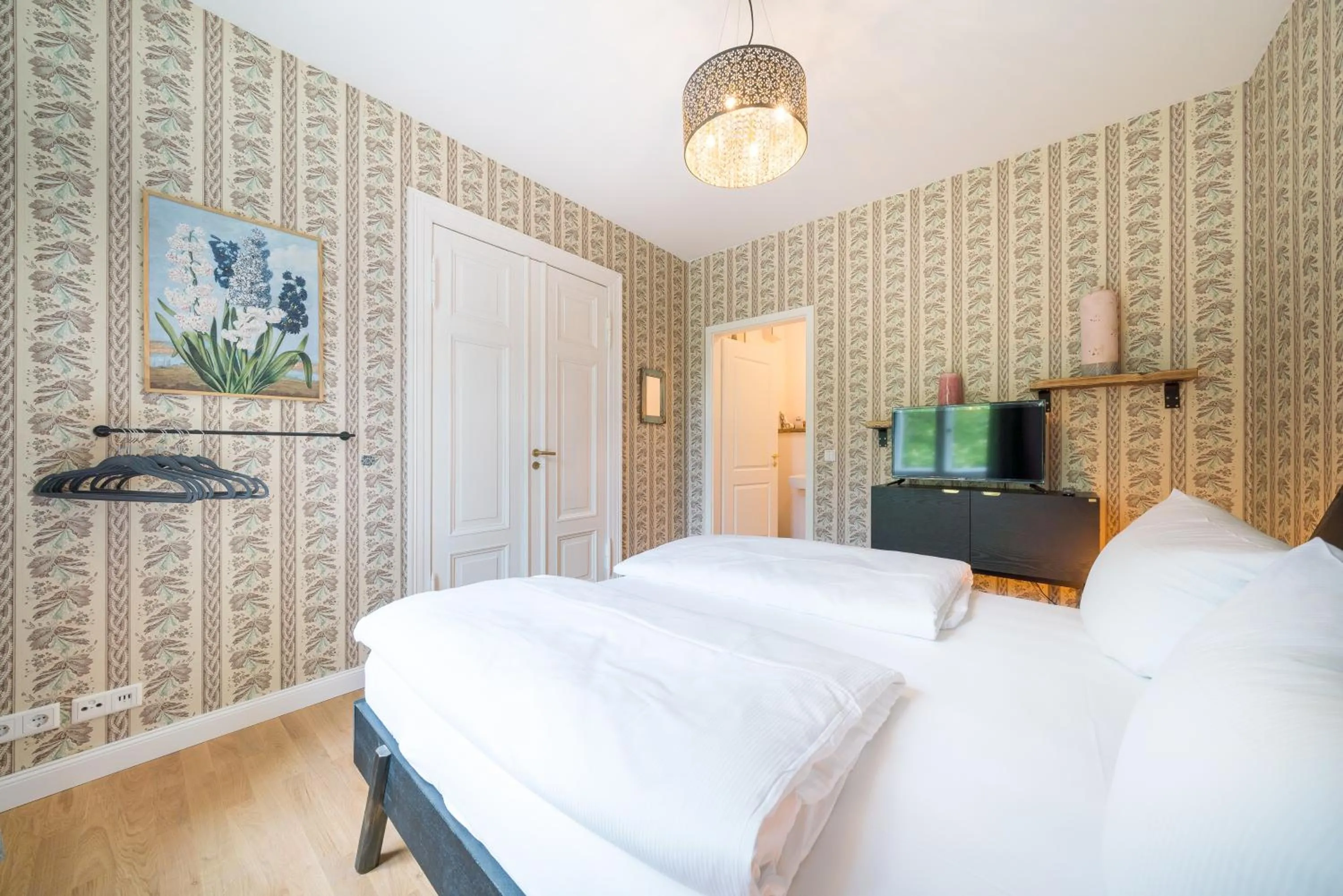 Photo of the whole room, Bed in Design Apartments - "Villa Arnim"