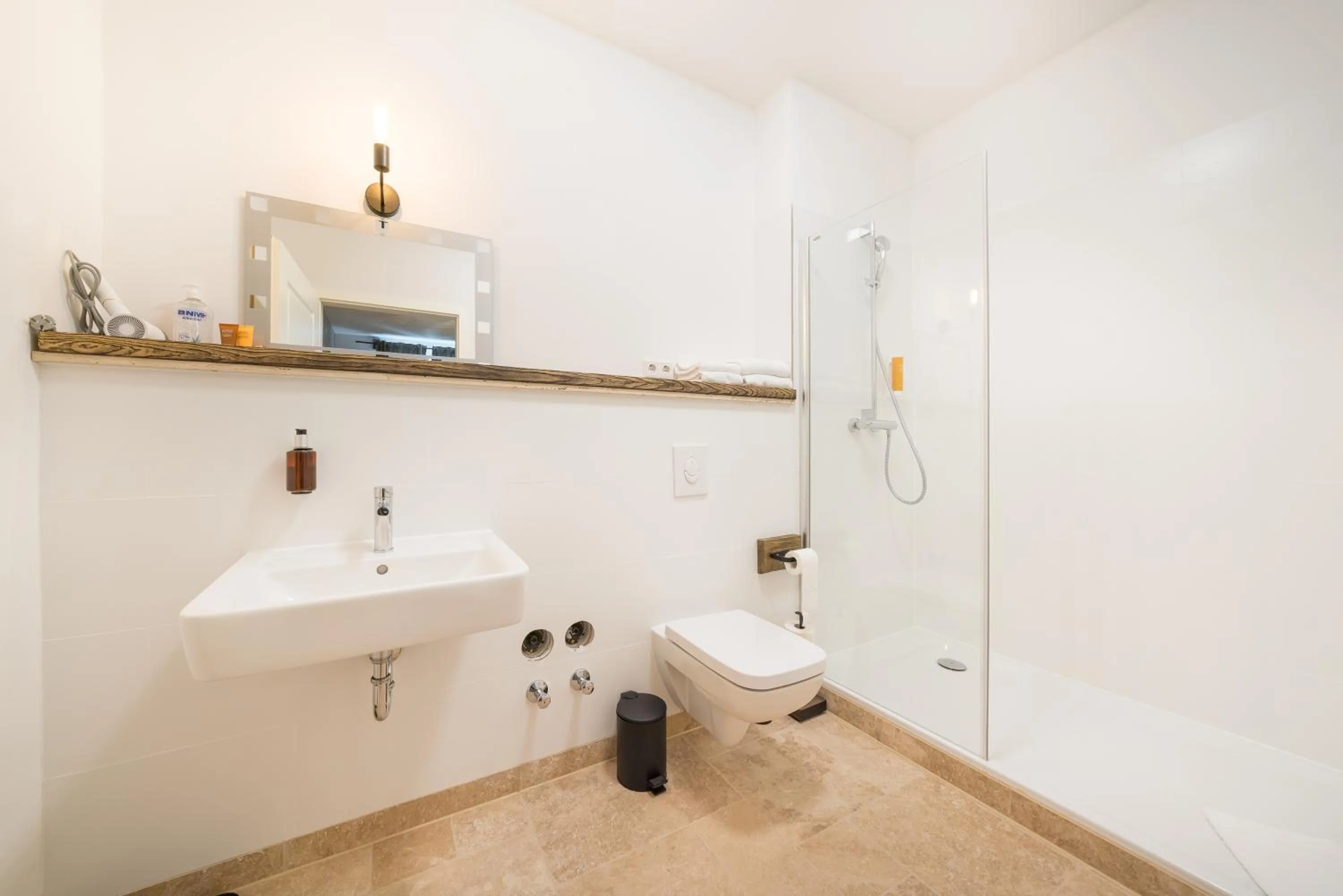 Shower in Design Apartments - "Villa Arnim"