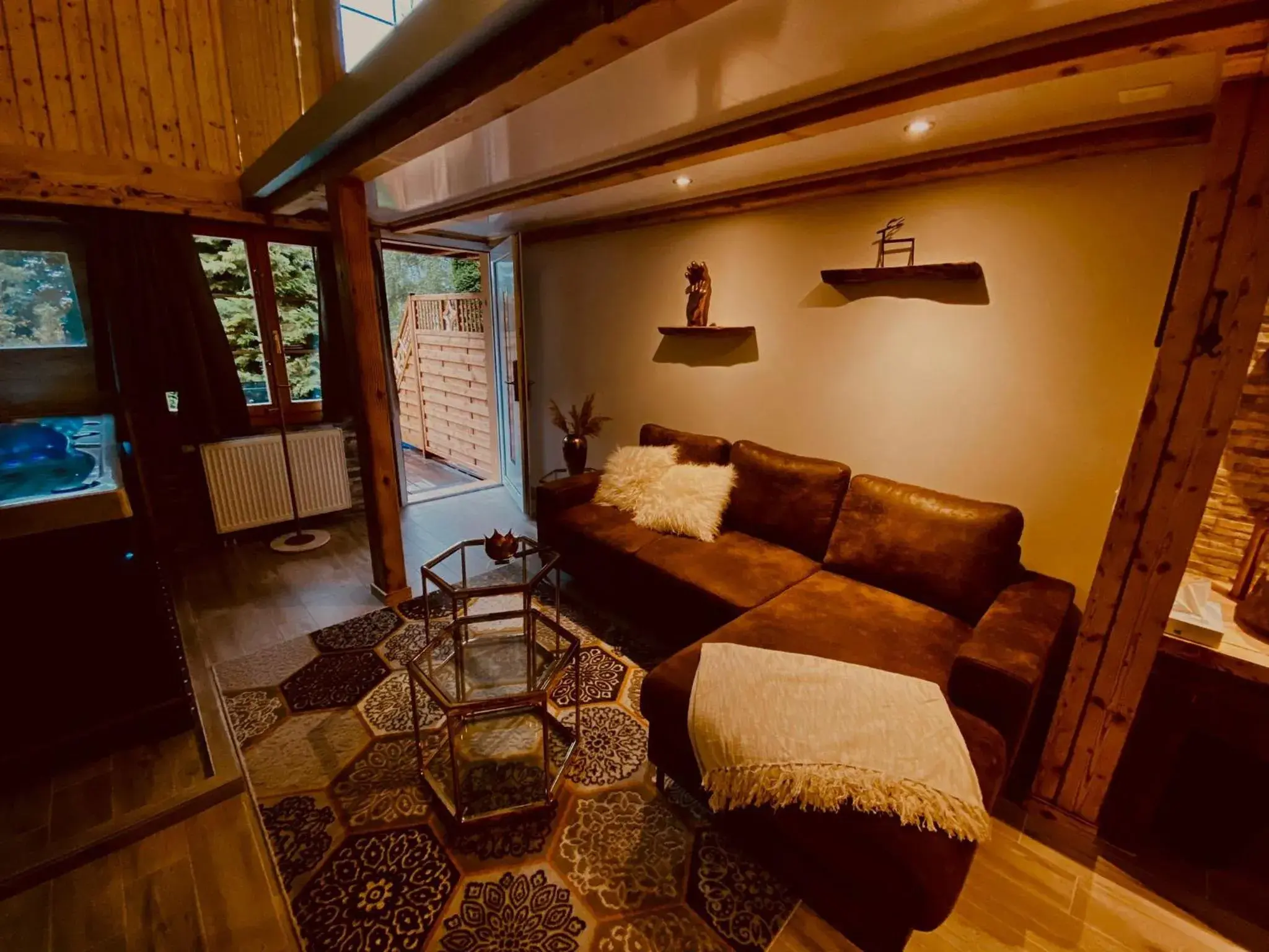 Loft Room with rolling-out Whirlpool and Steam Bath - single occupancy in Chalet Hotel Adler Loft Room with rolling-out Whirlpool and Steam Bath - single occupancy in Chalet Hotel Adler
