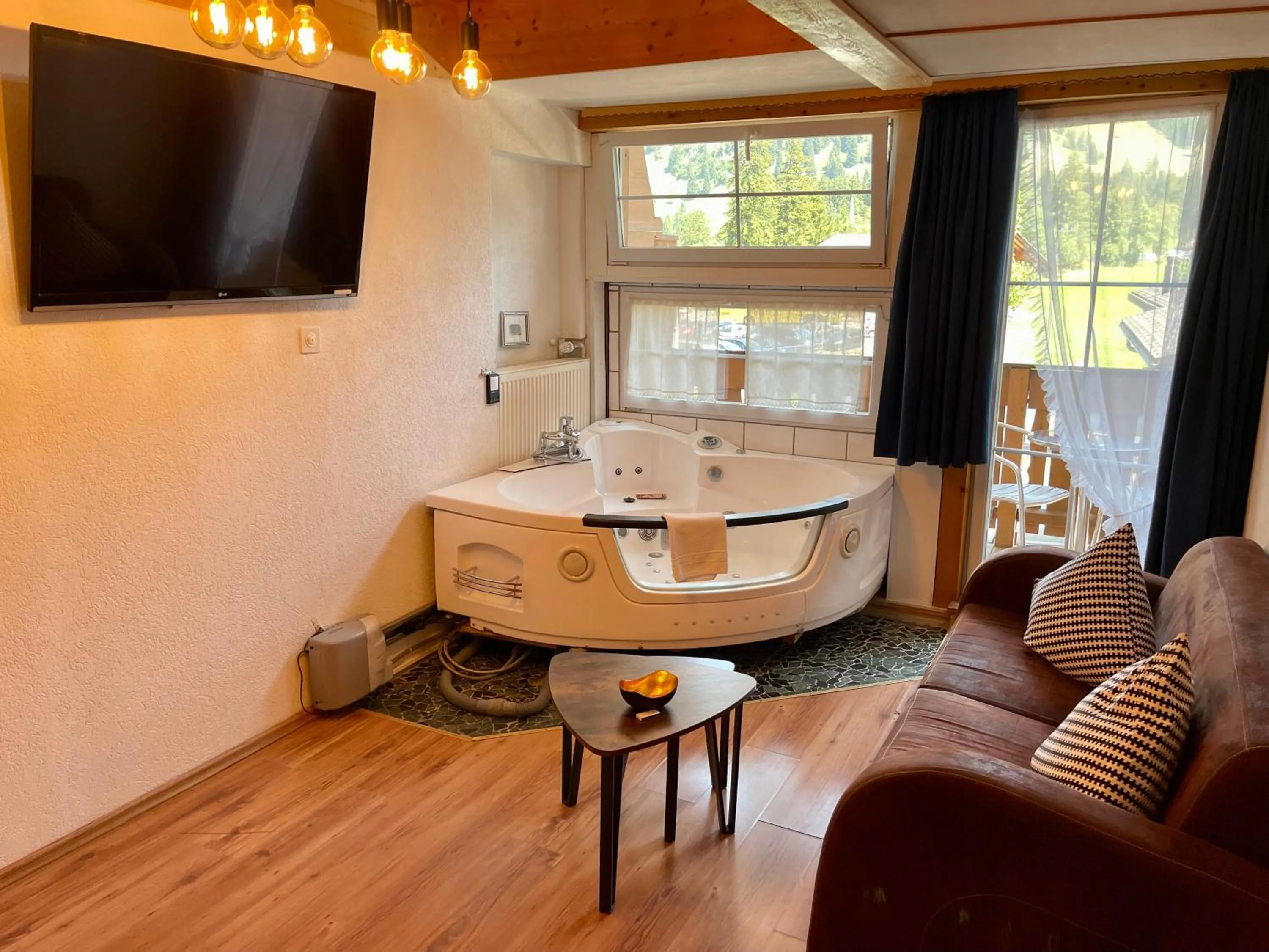 Hot Tub in Chalet Hotel Adler