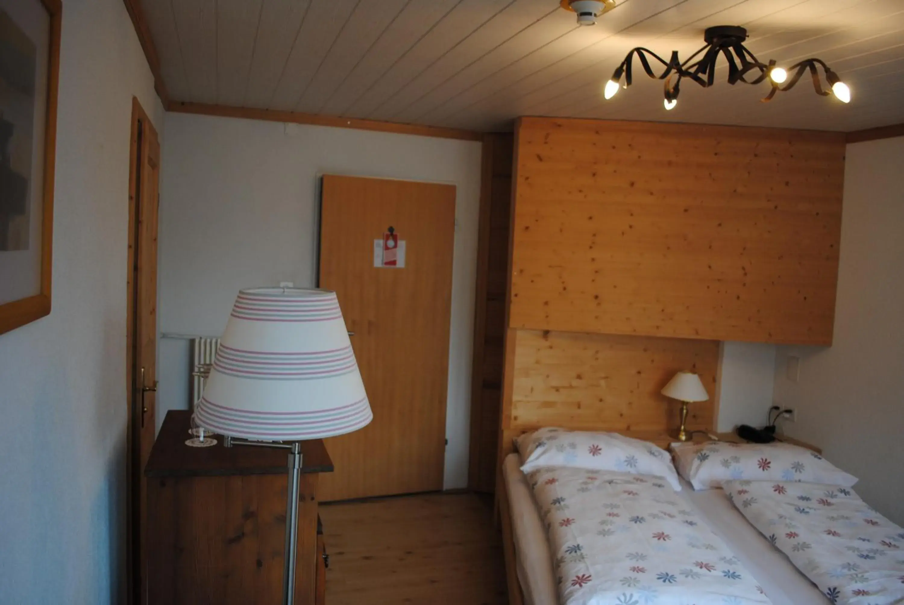 Double Room in Chalet Hotel Adler Double Room in Chalet Hotel Adler