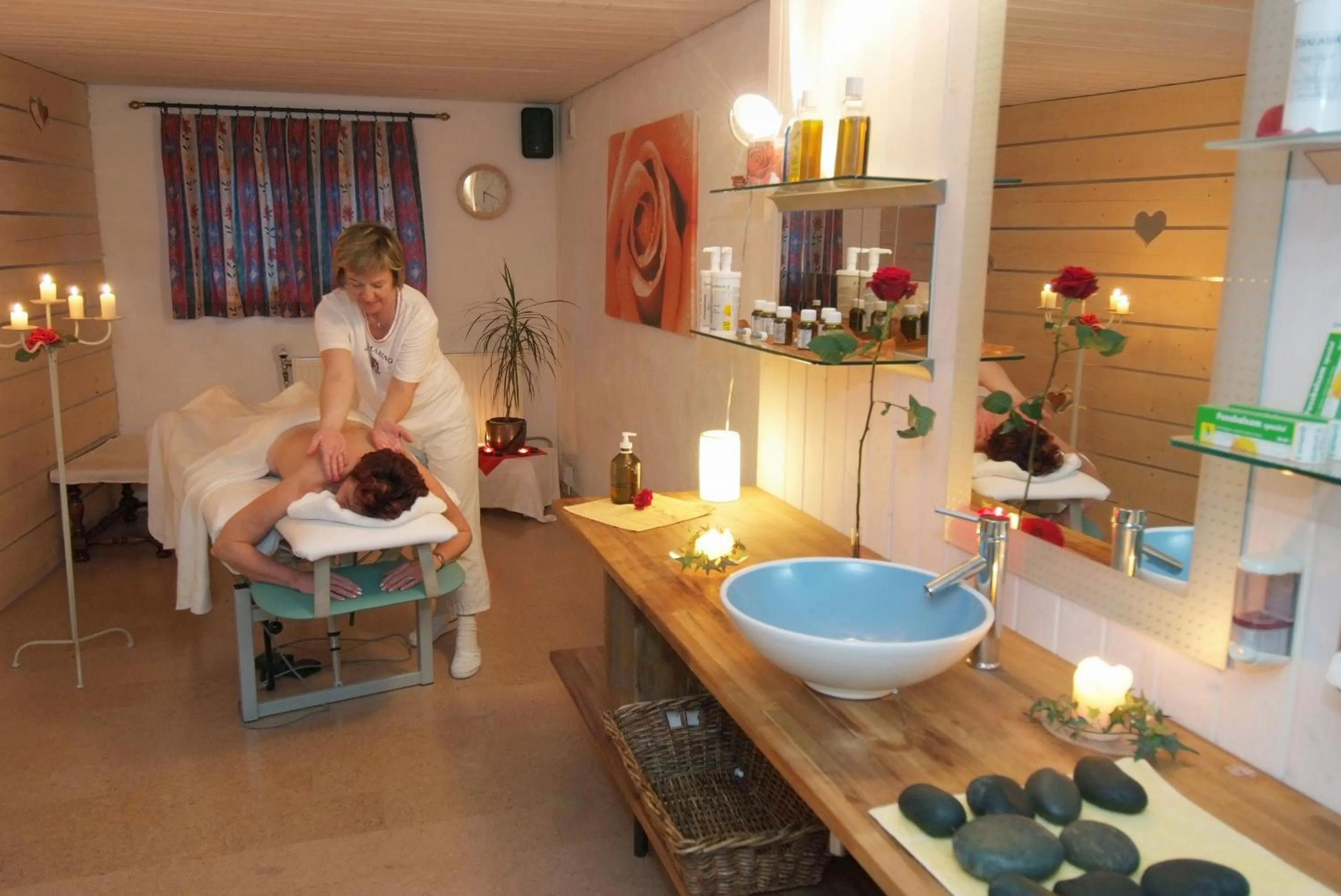 Area and facilities in Chalet Hotel Adler