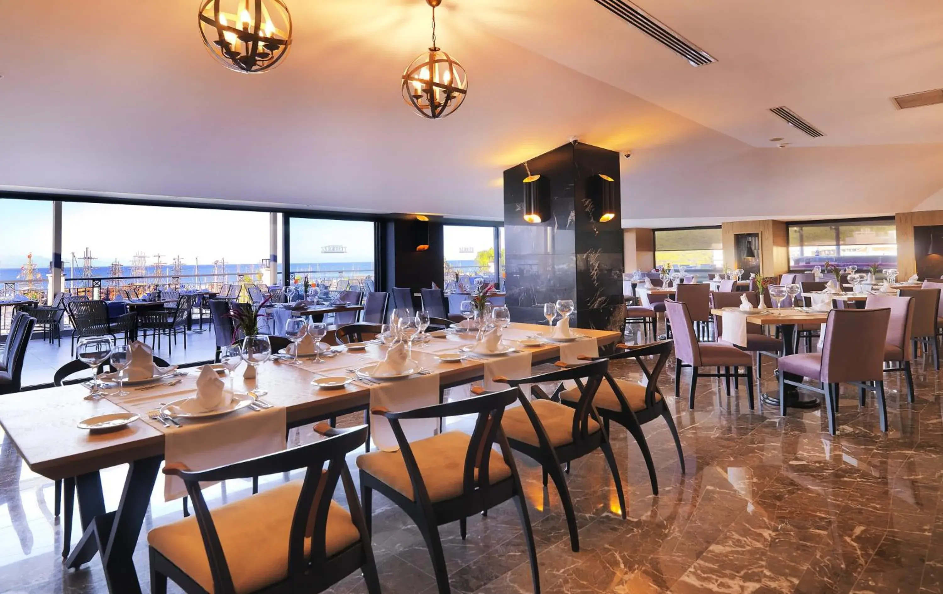 Restaurant/places to eat in Imperial Türkiz Resort Hotel & SPA Restaurant/places to eat in Imperial Türkiz Resort Hotel & SPA