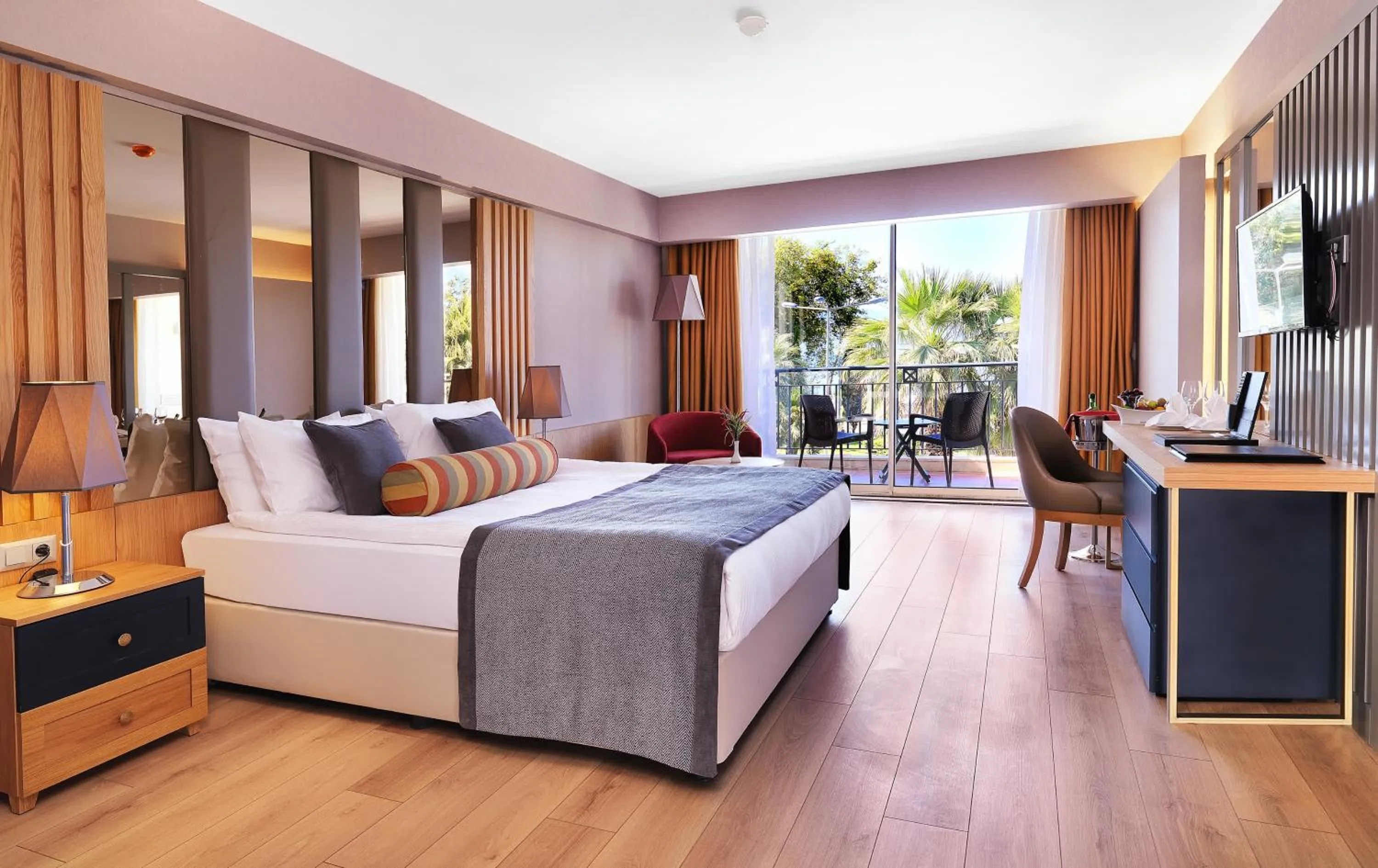 Bed in Imperial Türkiz Resort Hotel & SPA