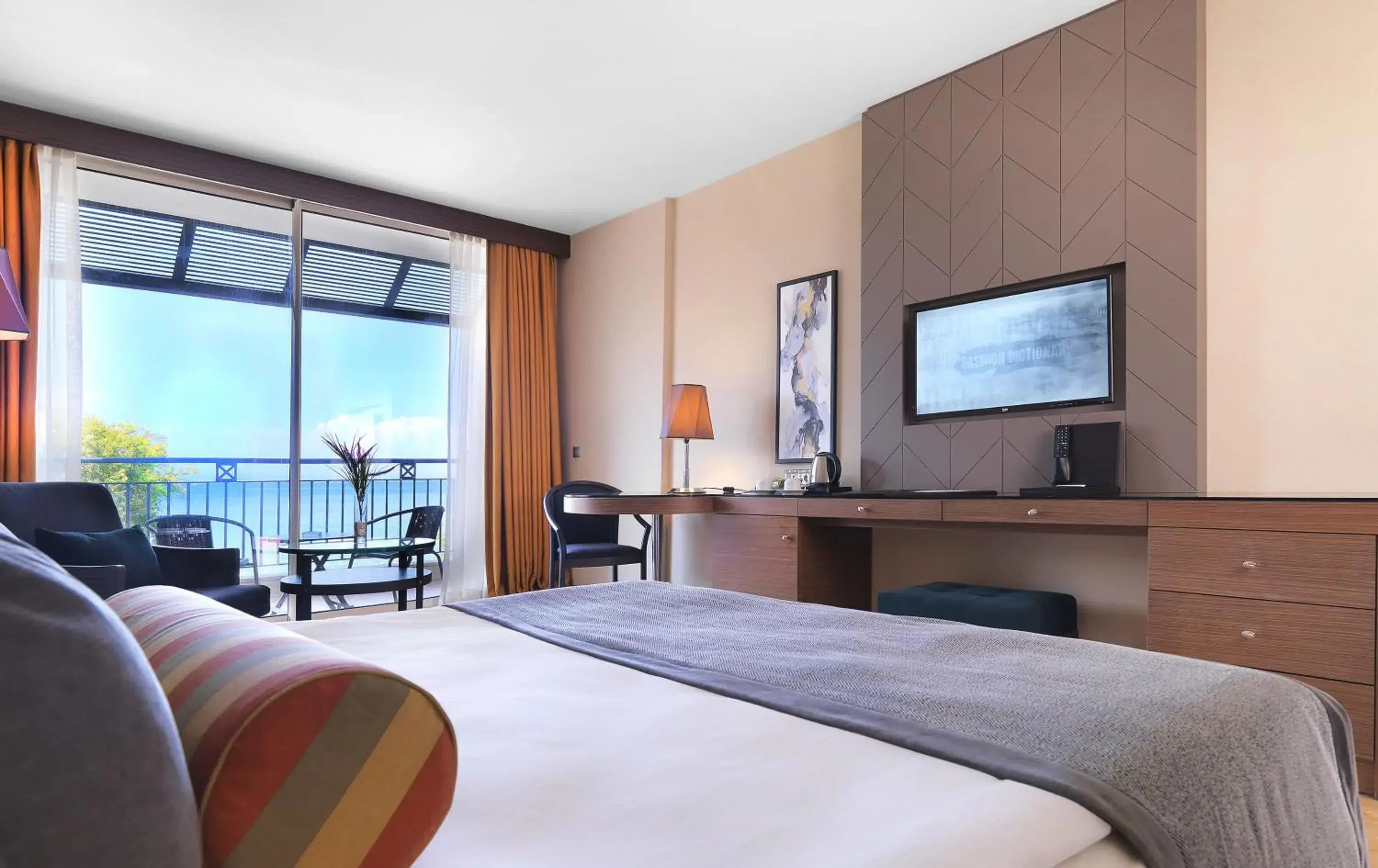 Sea view, Bed in Imperial Türkiz Resort Hotel & SPA Sea view, Bed in Imperial Türkiz Resort Hotel & SPA