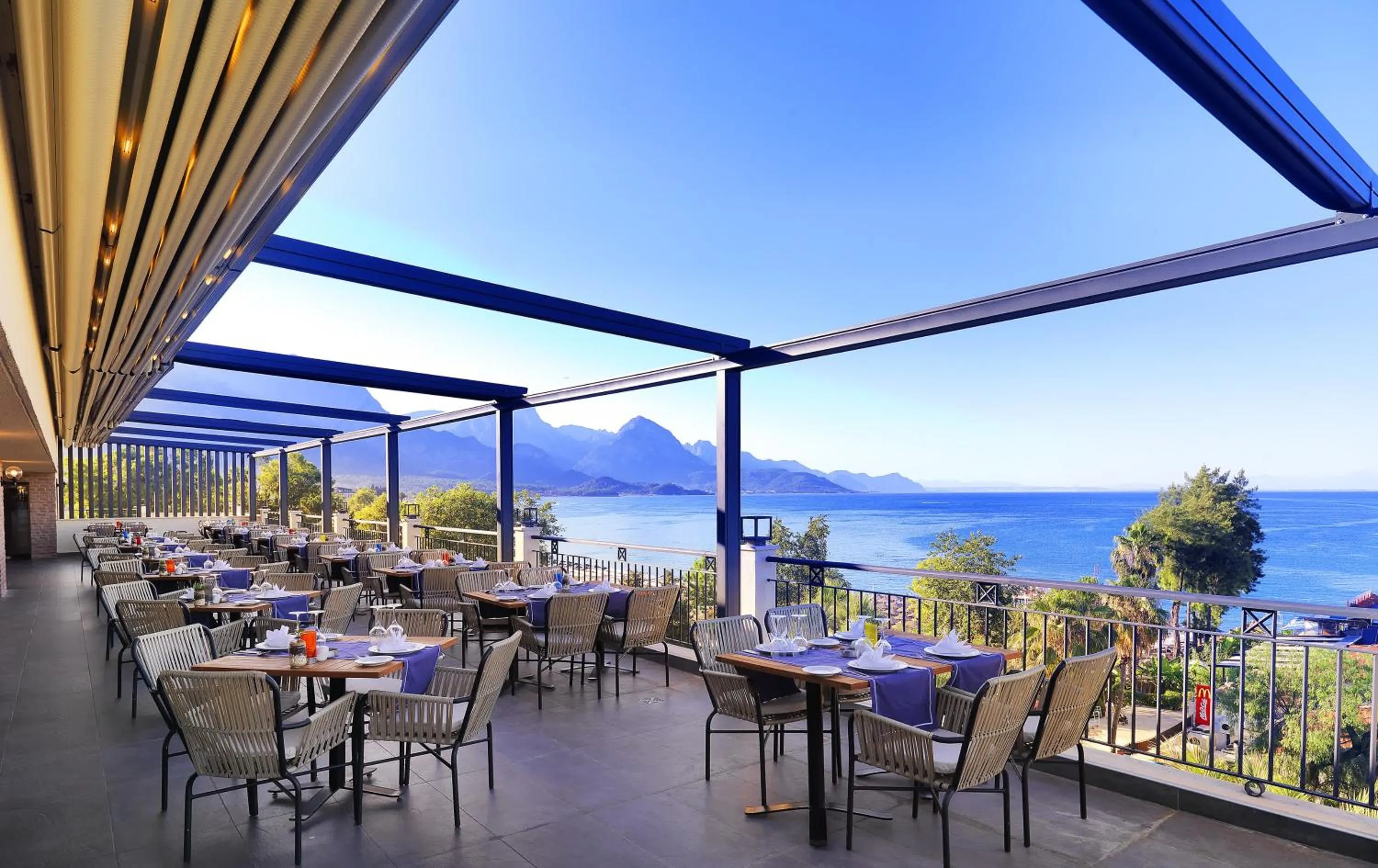 Restaurant/places to eat in Imperial Türkiz Resort Hotel & SPA