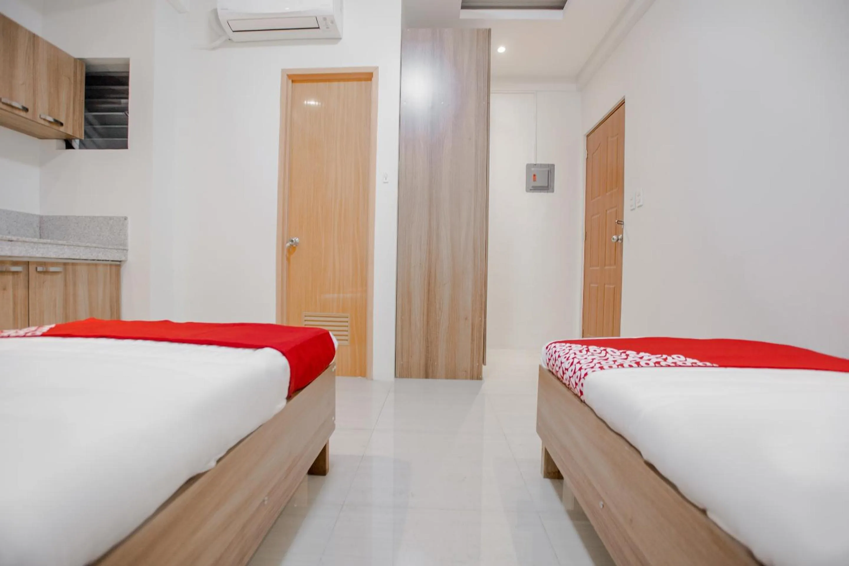 Bedroom in OYO 605 The Quarters