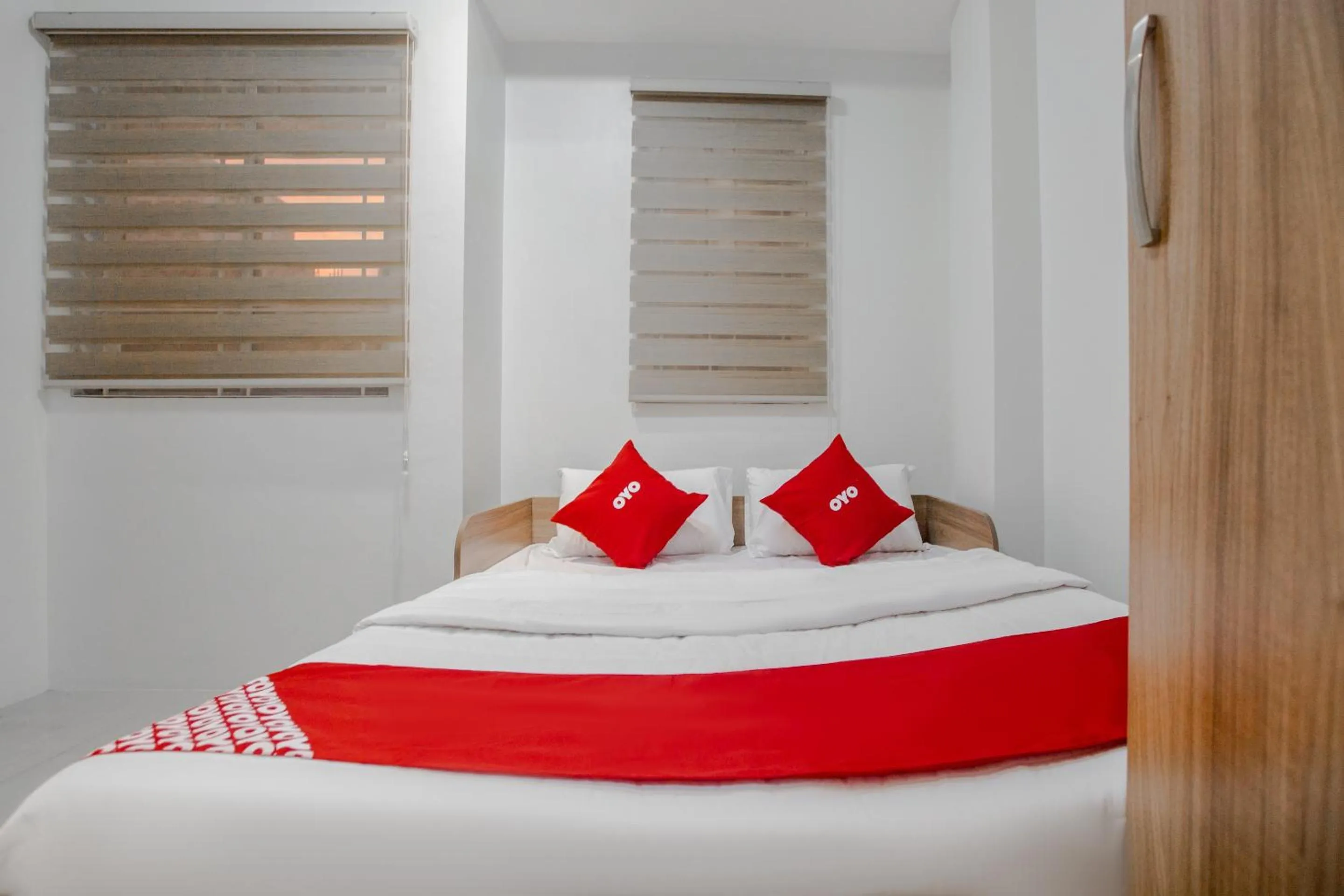 Bedroom in OYO 605 The Quarters