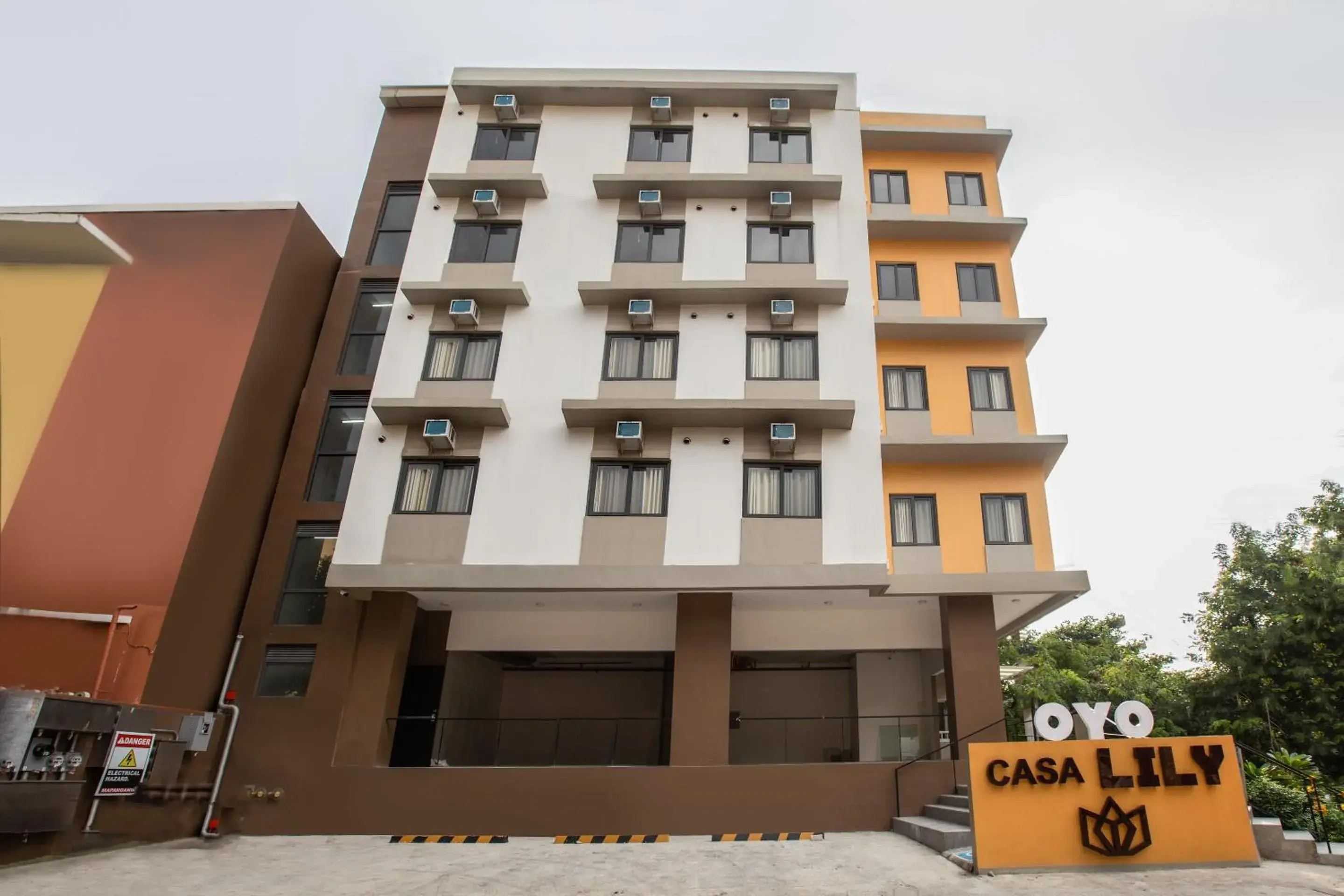 Facade/entrance in Casa Lily Facade/entrance in Casa Lily