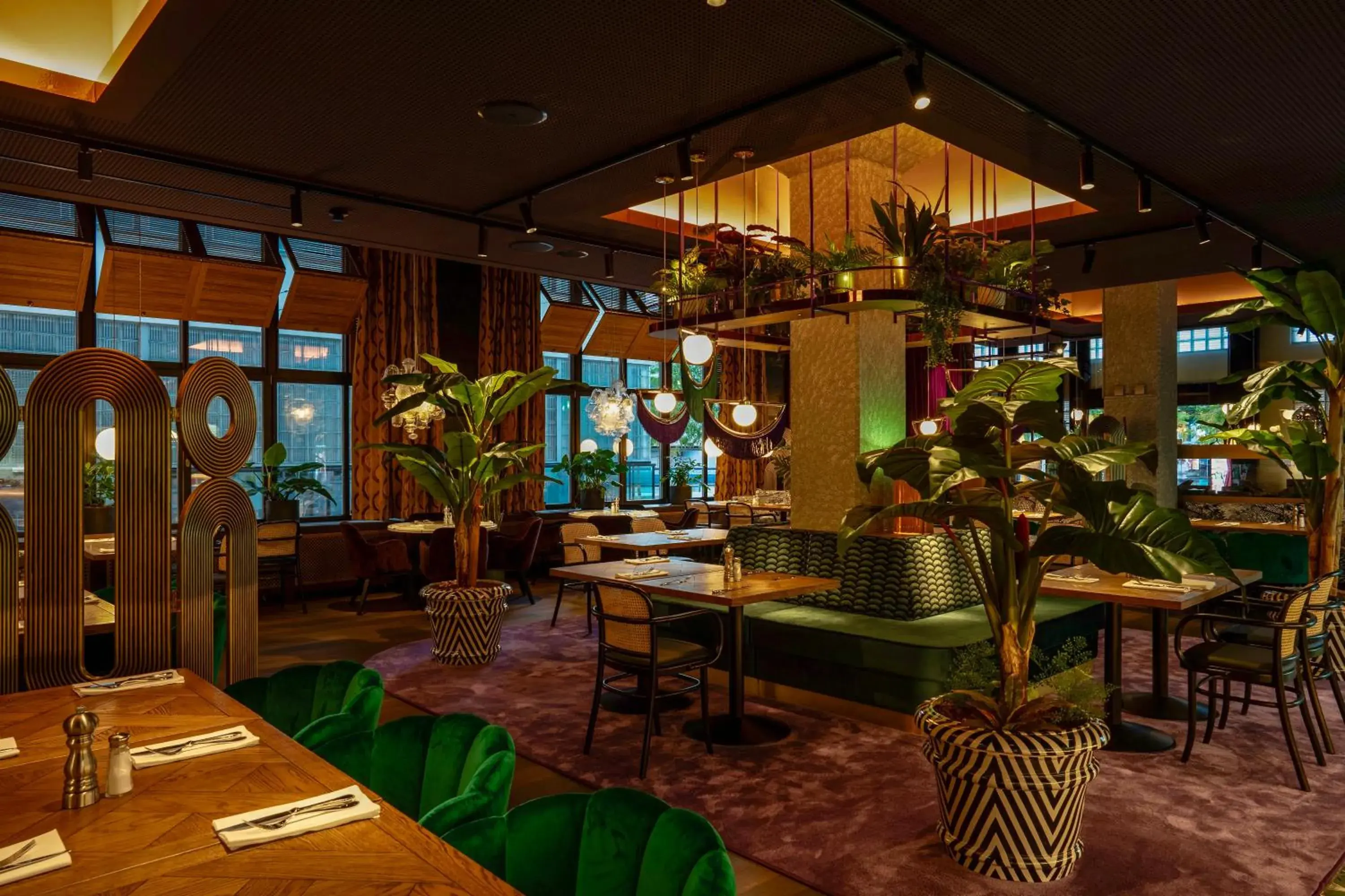 Restaurant/places to eat in The Home Hotel Zürich - a member of DESIGN HOTELS Restaurant/places to eat in The Home Hotel Zürich - a member of DESIGN HOTELS