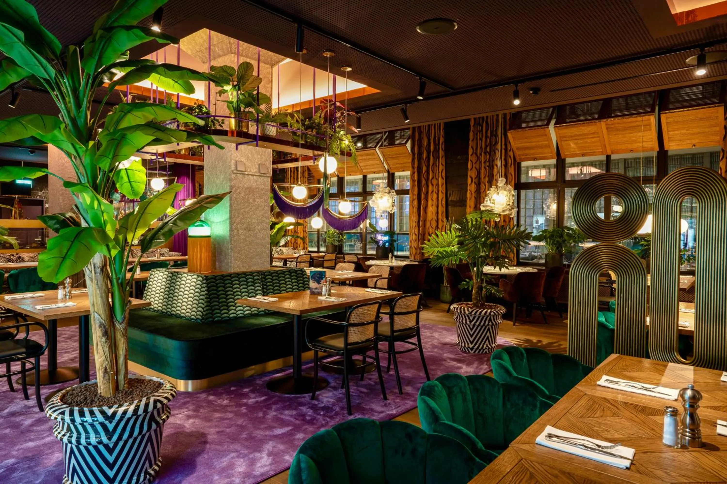 Restaurant/places to eat in The Home Hotel Zürich - a member of DESIGN HOTELS