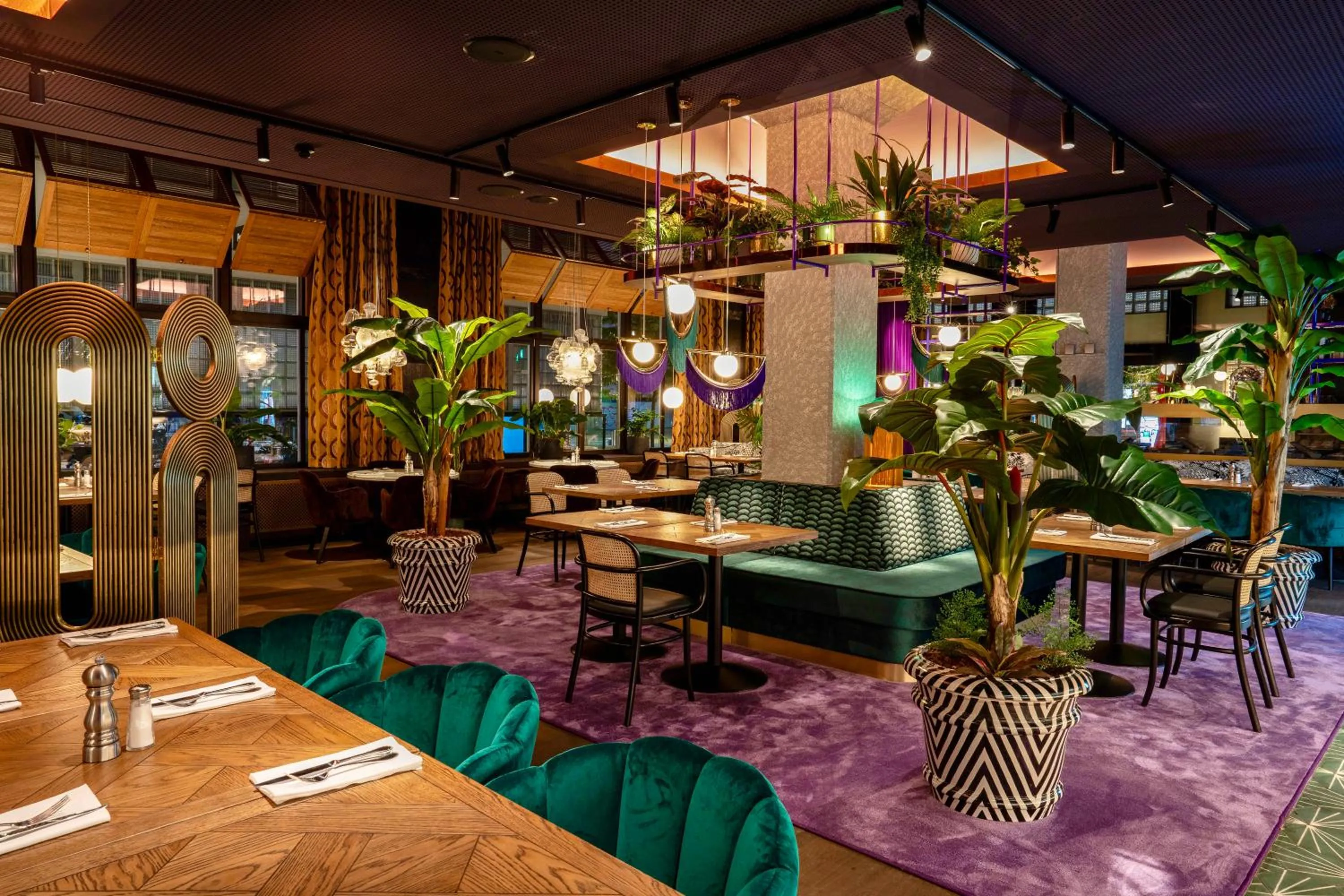 Restaurant/places to eat in The Home Hotel Zürich - a member of DESIGN HOTELS