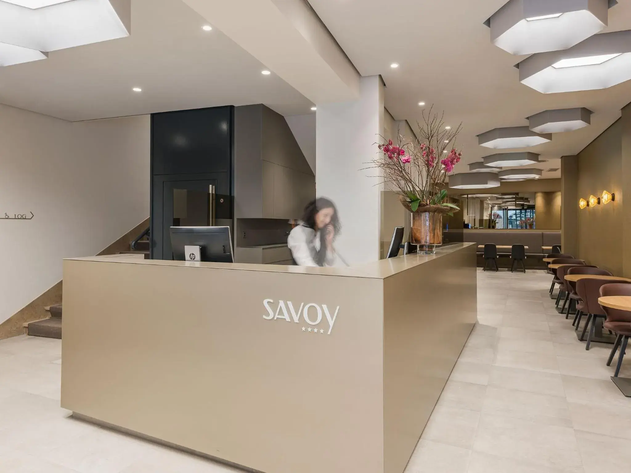 Lobby or reception in Hotel Savoy Lobby or reception in Hotel Savoy
