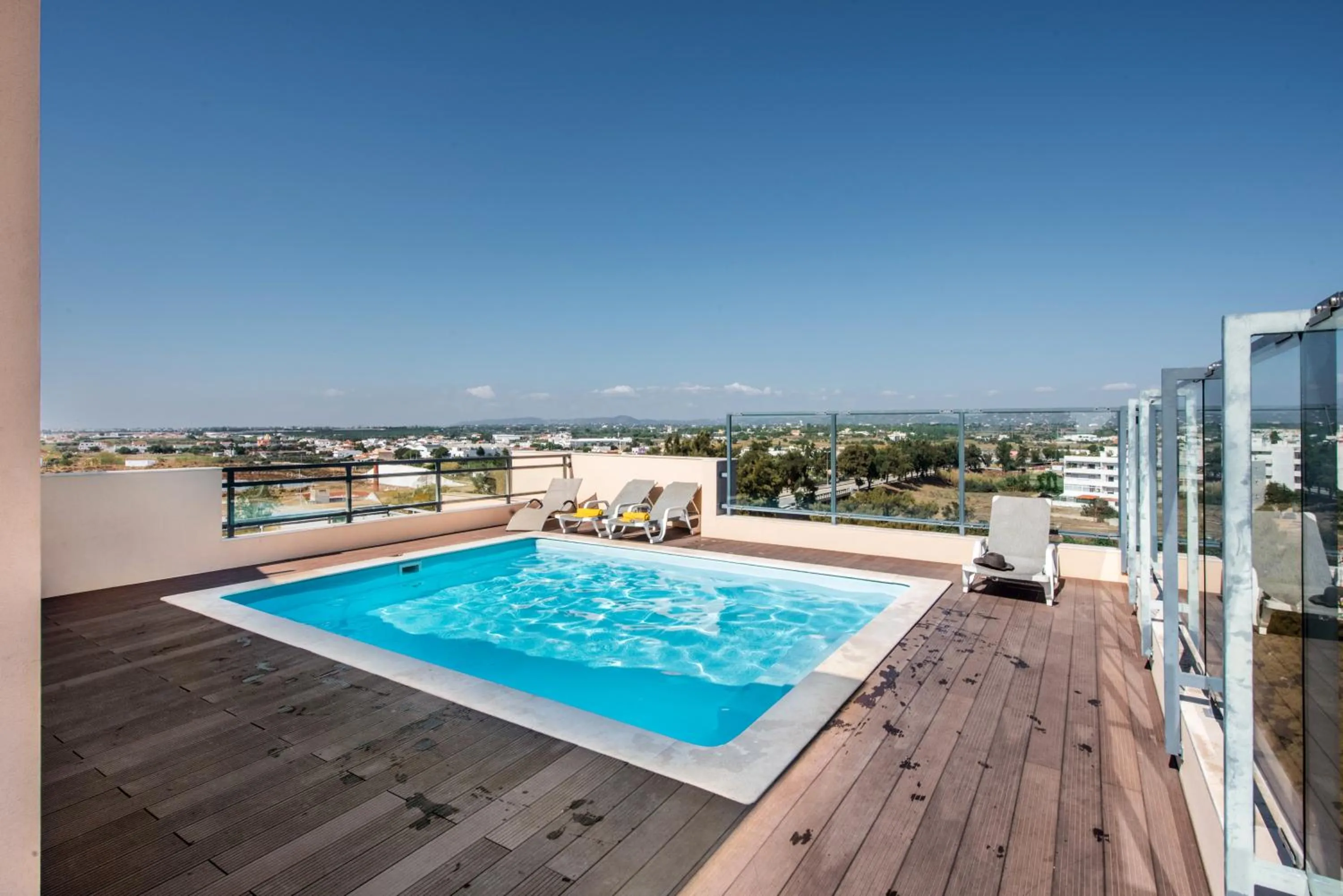 Three-Bedroom Apartment in Alegria Amazing apartment with swimming pool