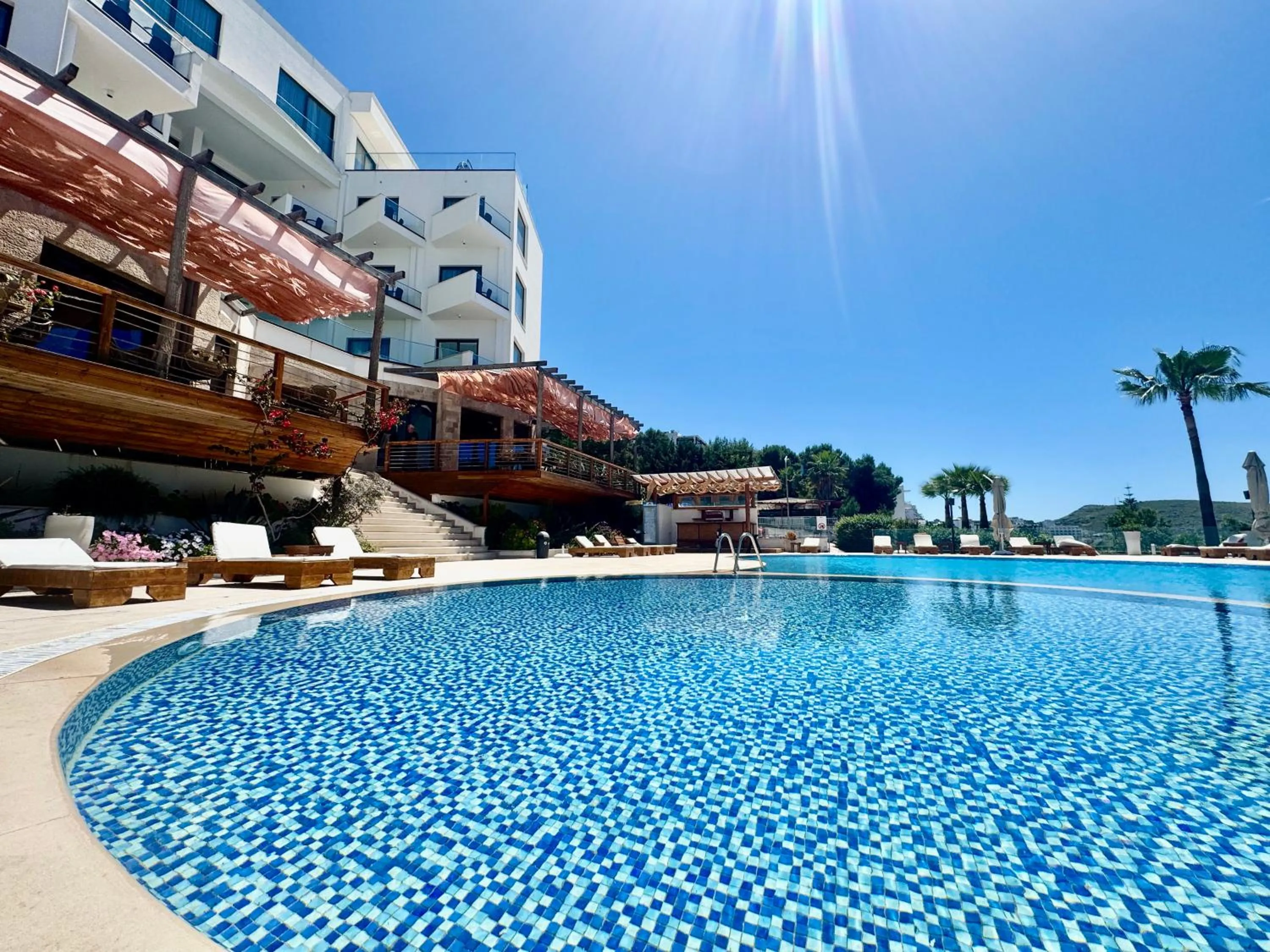 Harbour Hotel