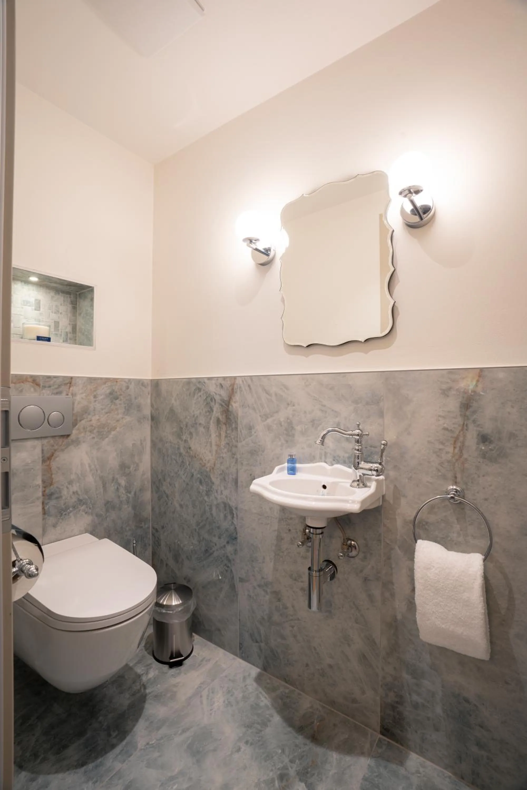 Le Mirabeau Resort & Spa