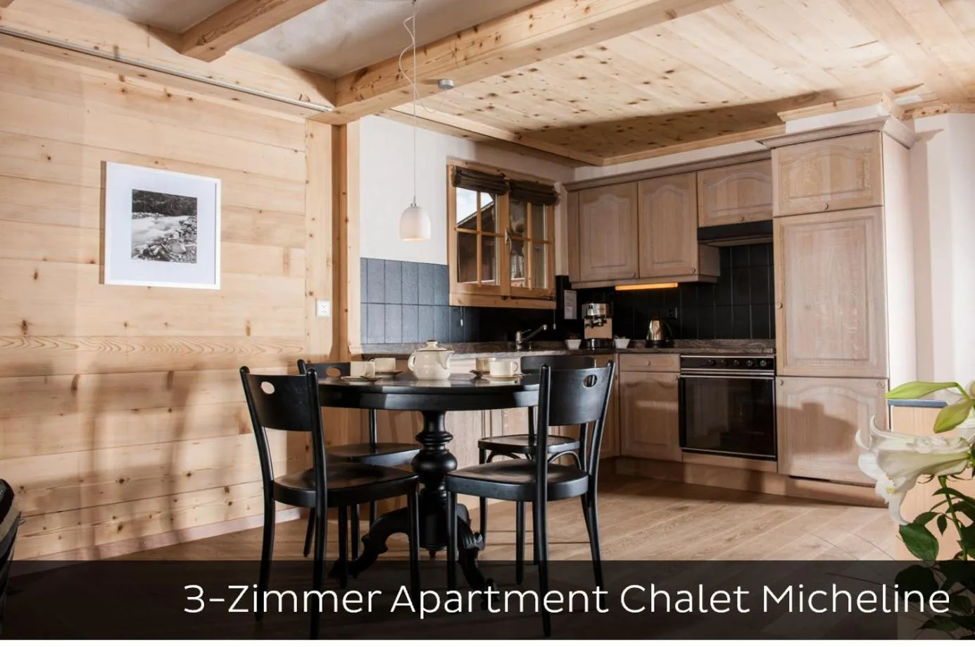 Kitchen or kitchenette in Hotel Arc-en-ciel Gstaad