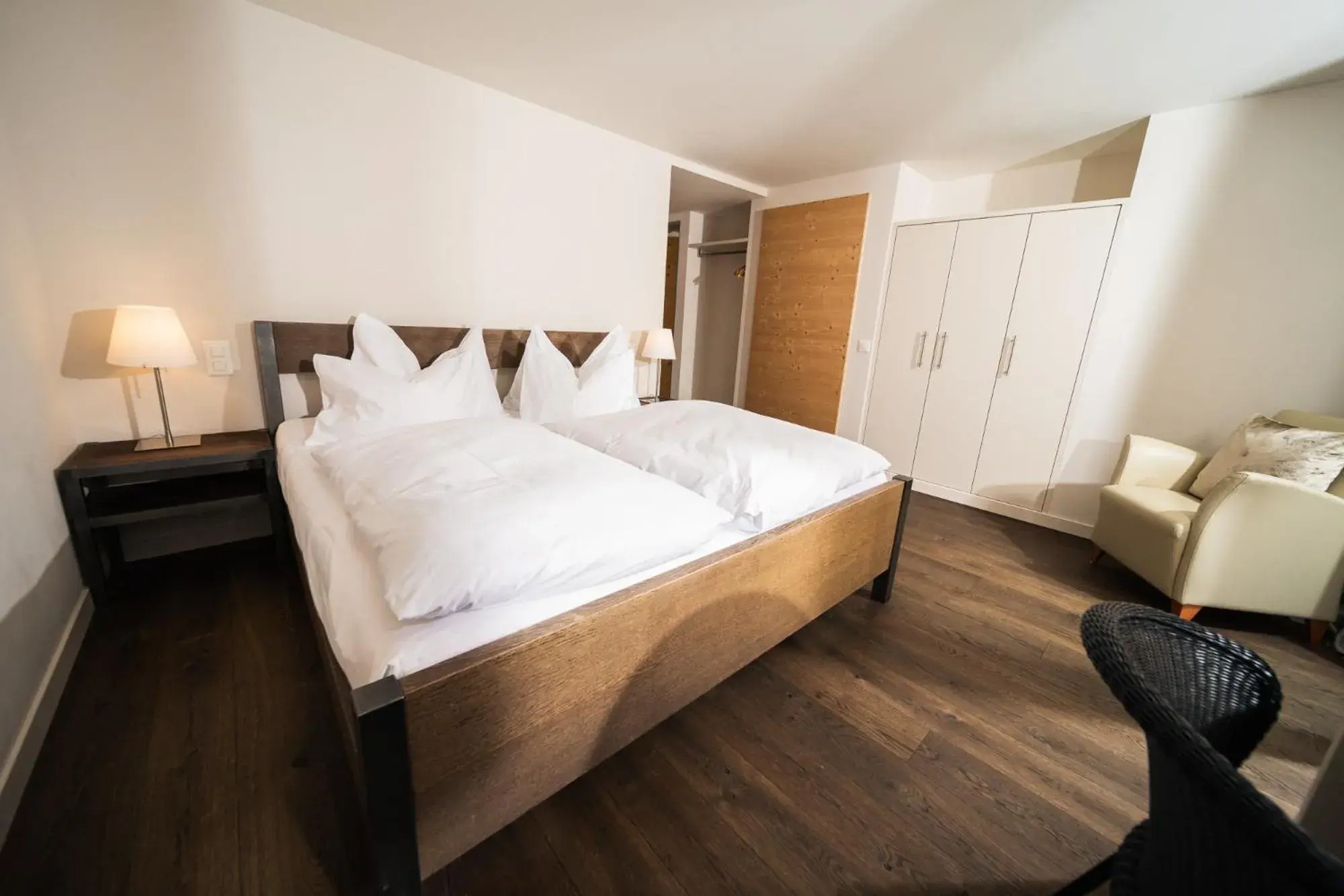 Standard Double or Twin Room - single occupancy in Hotel Arc-en-ciel Gstaad Standard Double or Twin Room - single occupancy in Hotel Arc-en-ciel Gstaad