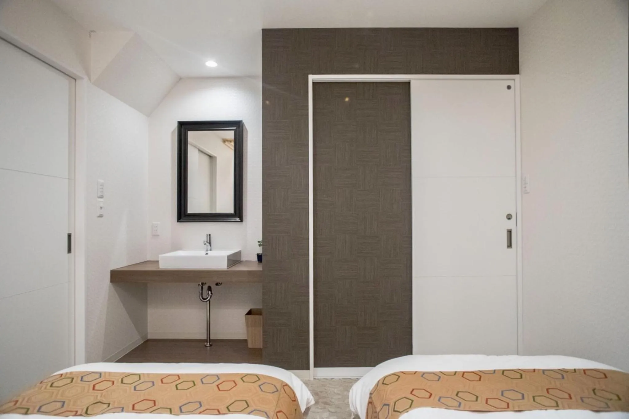 Bed in Near Kyoto Station 2Min Walk from Subway Gojo