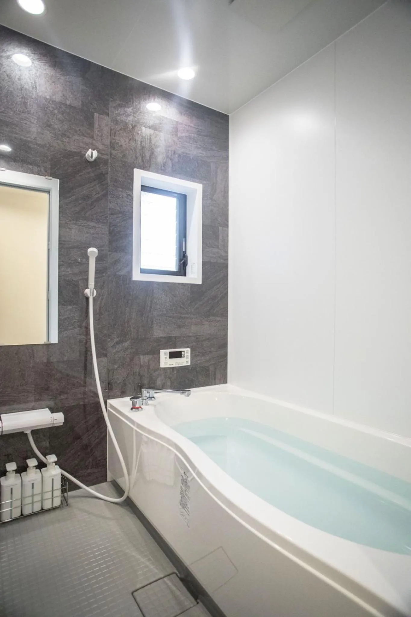 Near Kyoto Station 2Min Walk from Subway Gojo