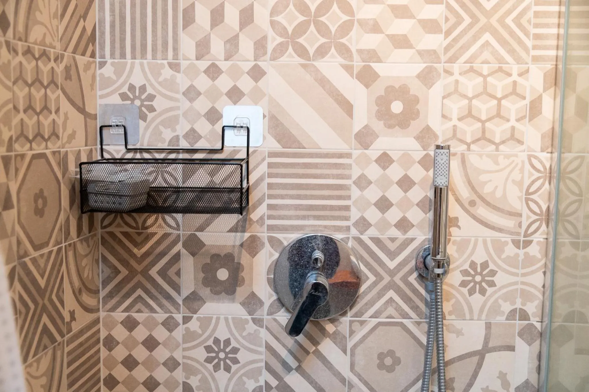 Shower in B&B Pietra Rosa