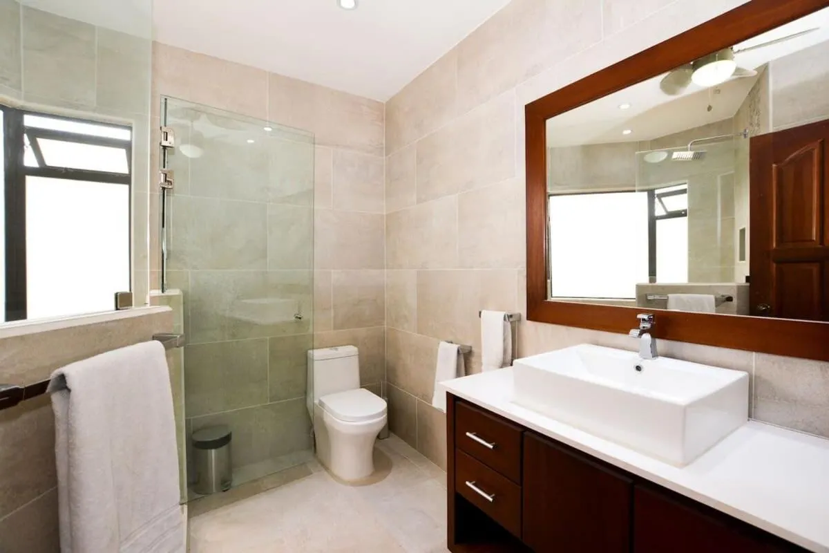 Elegant 3BR Beachfront Condo with Spacious Interior, Ocean-View Terrace & Direct Access to Playa Flamingo