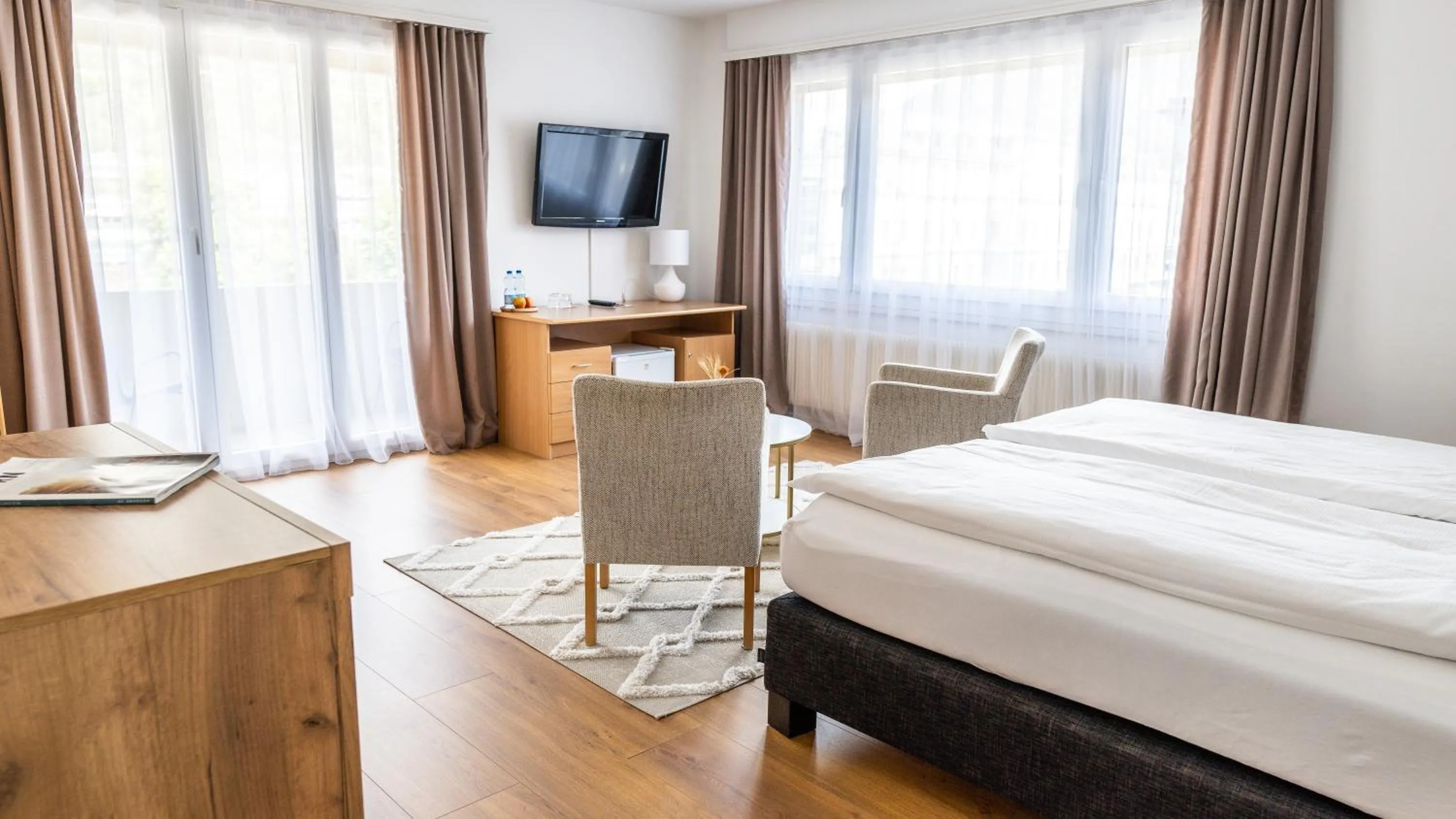 Bed in Hotel Europe Brig