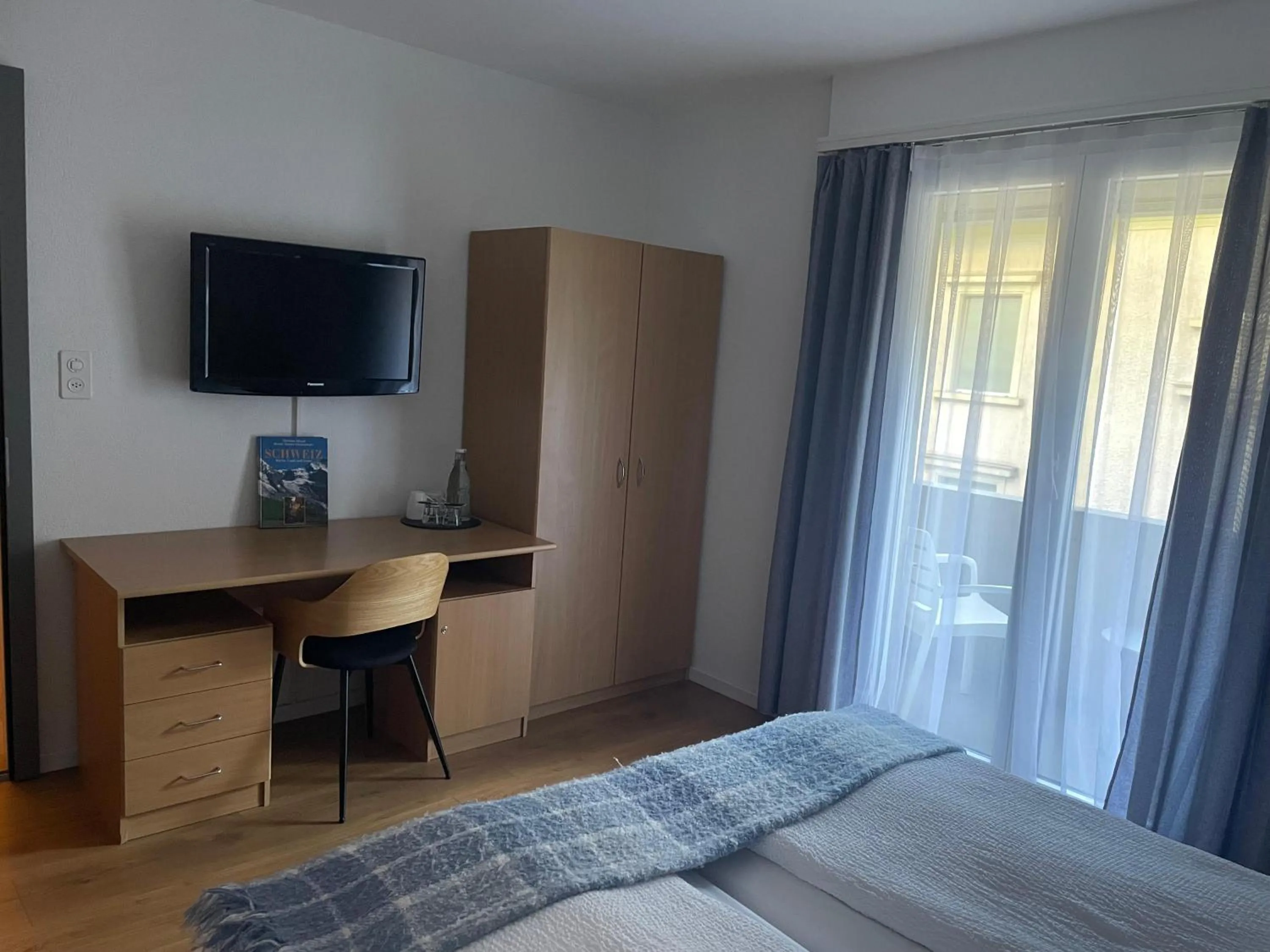 Bed in Hotel Europe Brig