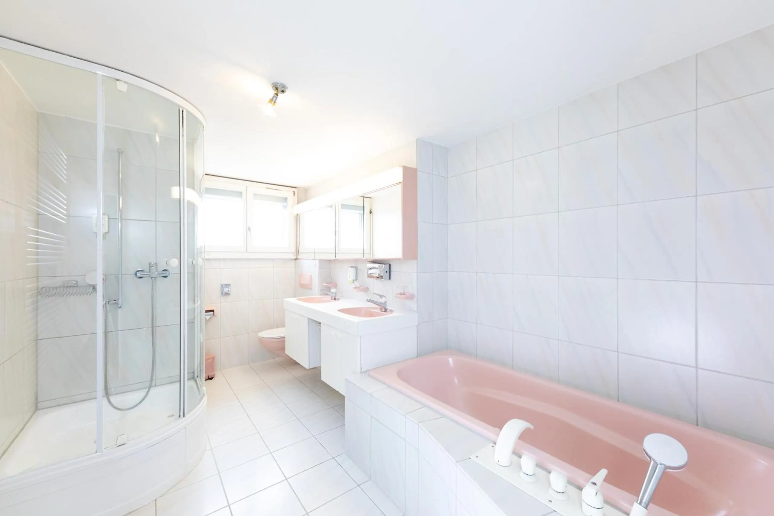 Toilet in Hotel Alfa