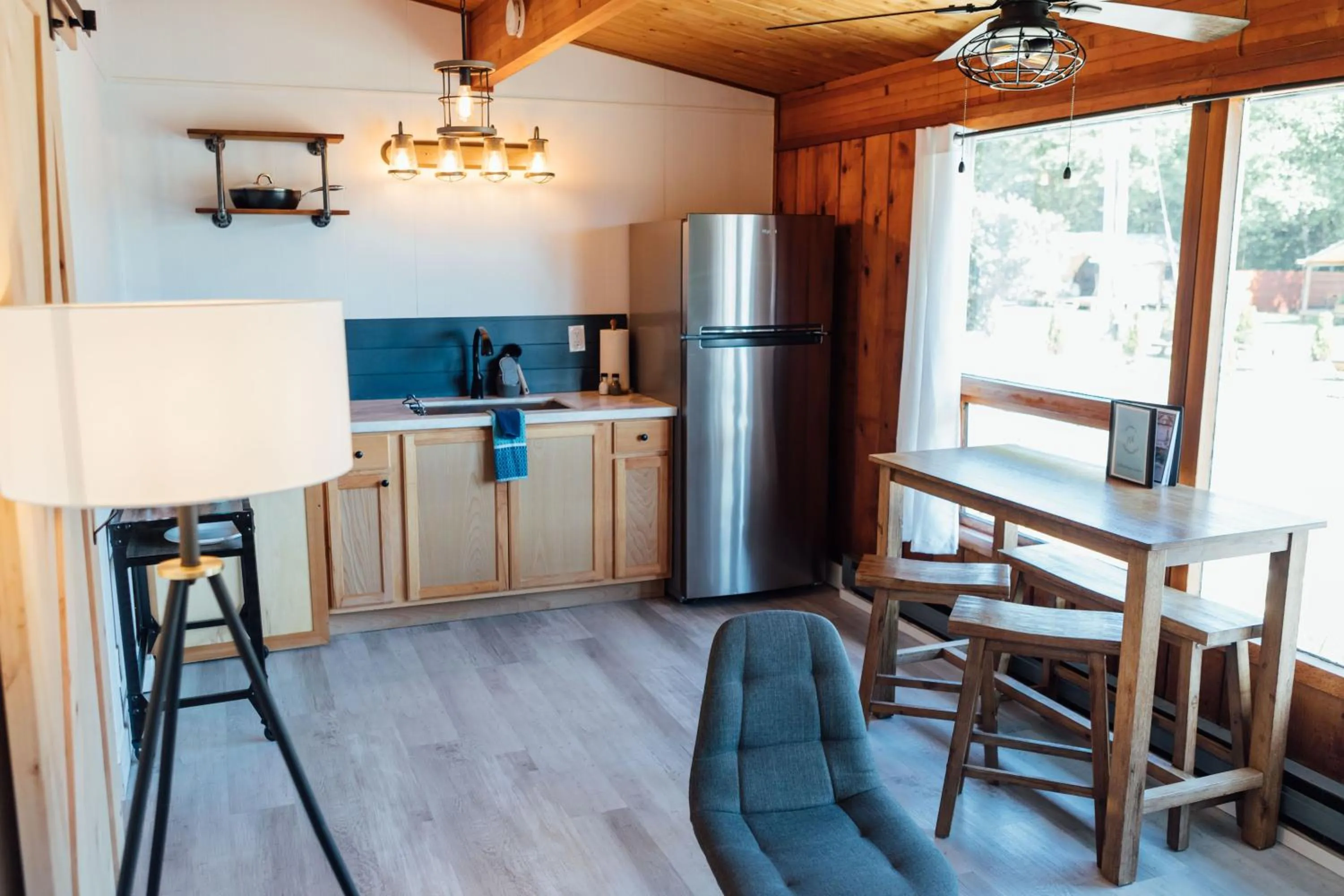 Kitchen or kitchenette in Pacific Dunes Resort