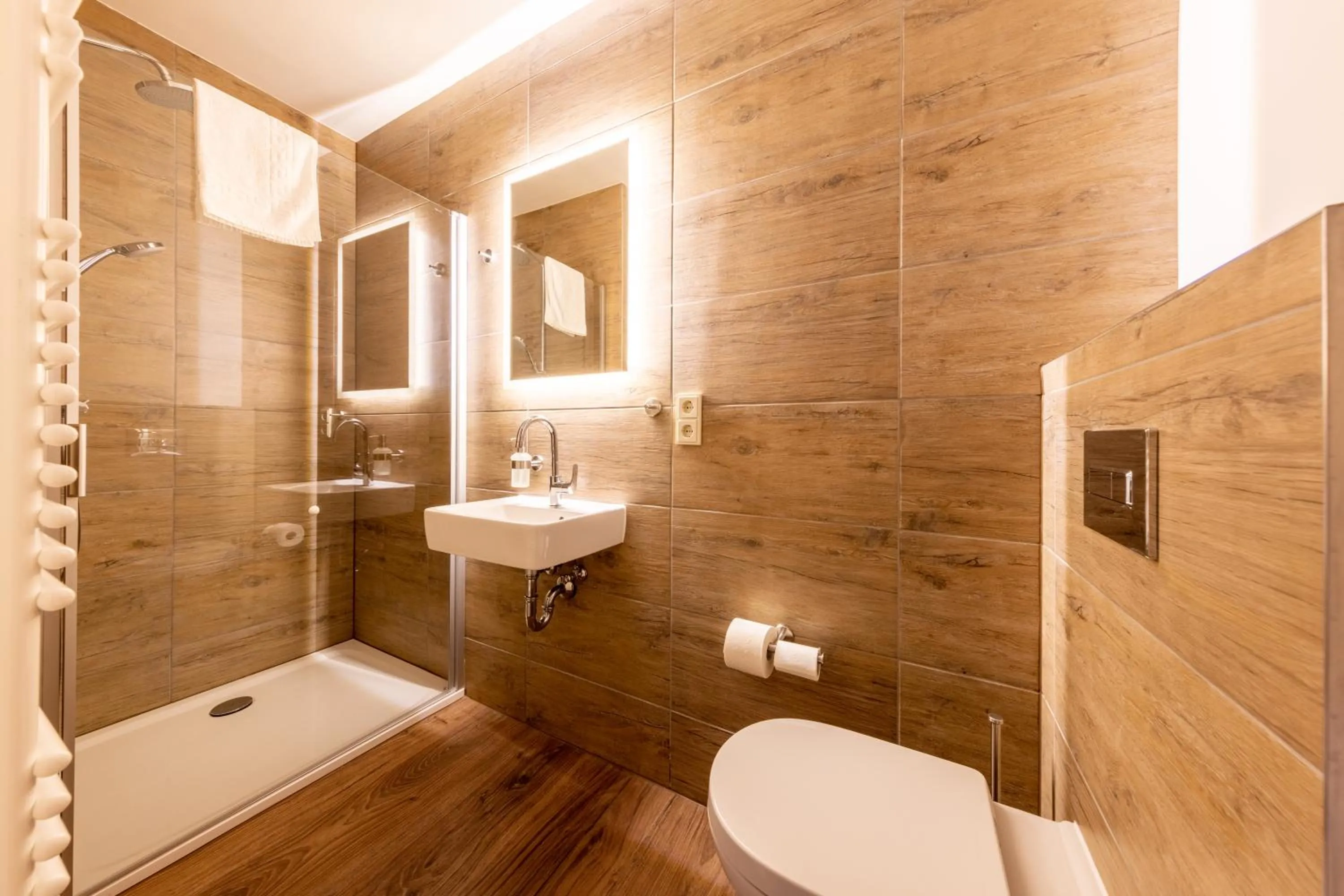 Bathroom in Forsthaus Thiemsburg im Nationalpark Hainich