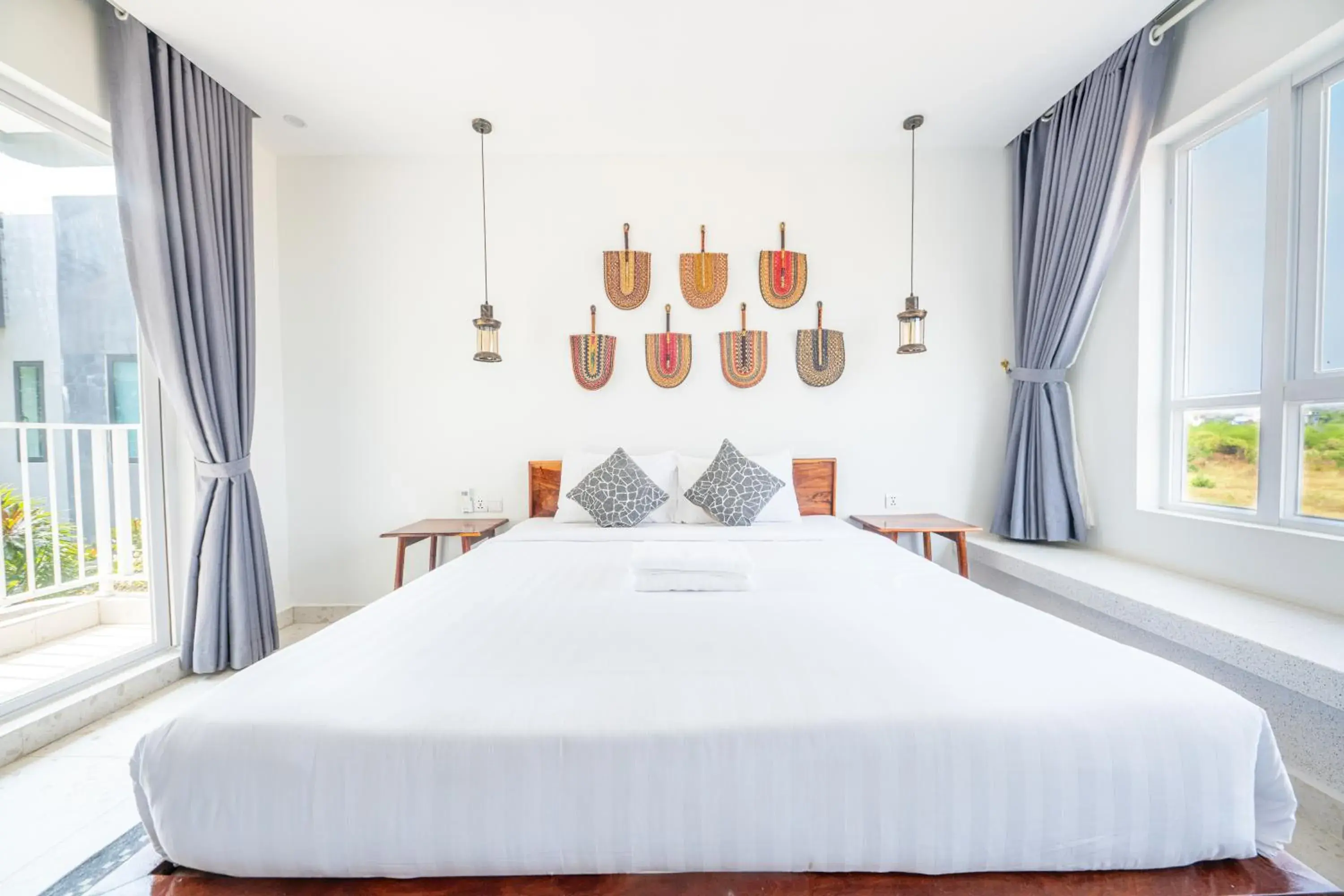 Four-Bedroom House in Raing Phnom Bungalow Four-Bedroom House in Raing Phnom Bungalow