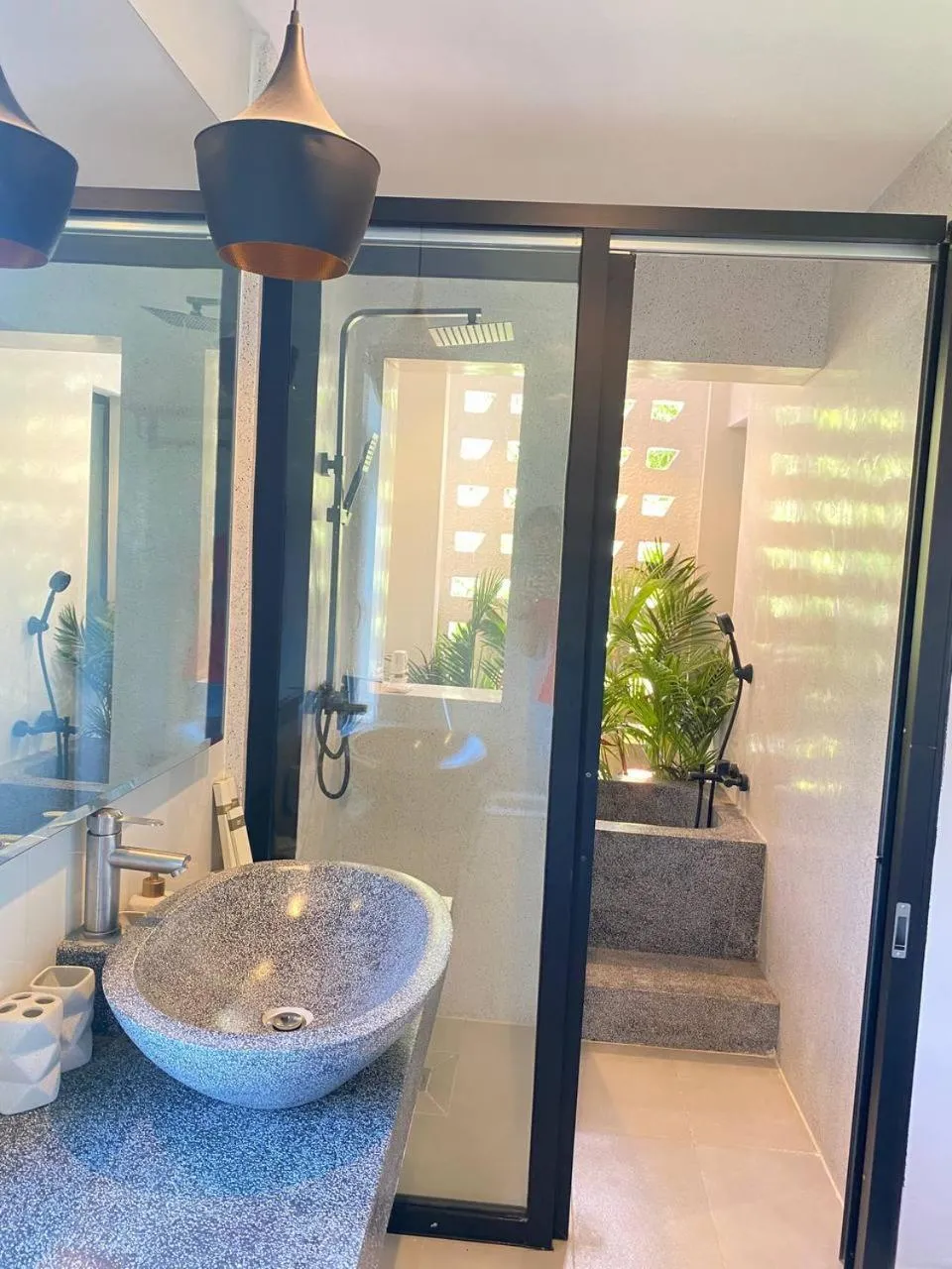 Shower in Raing Phnom Bungalow