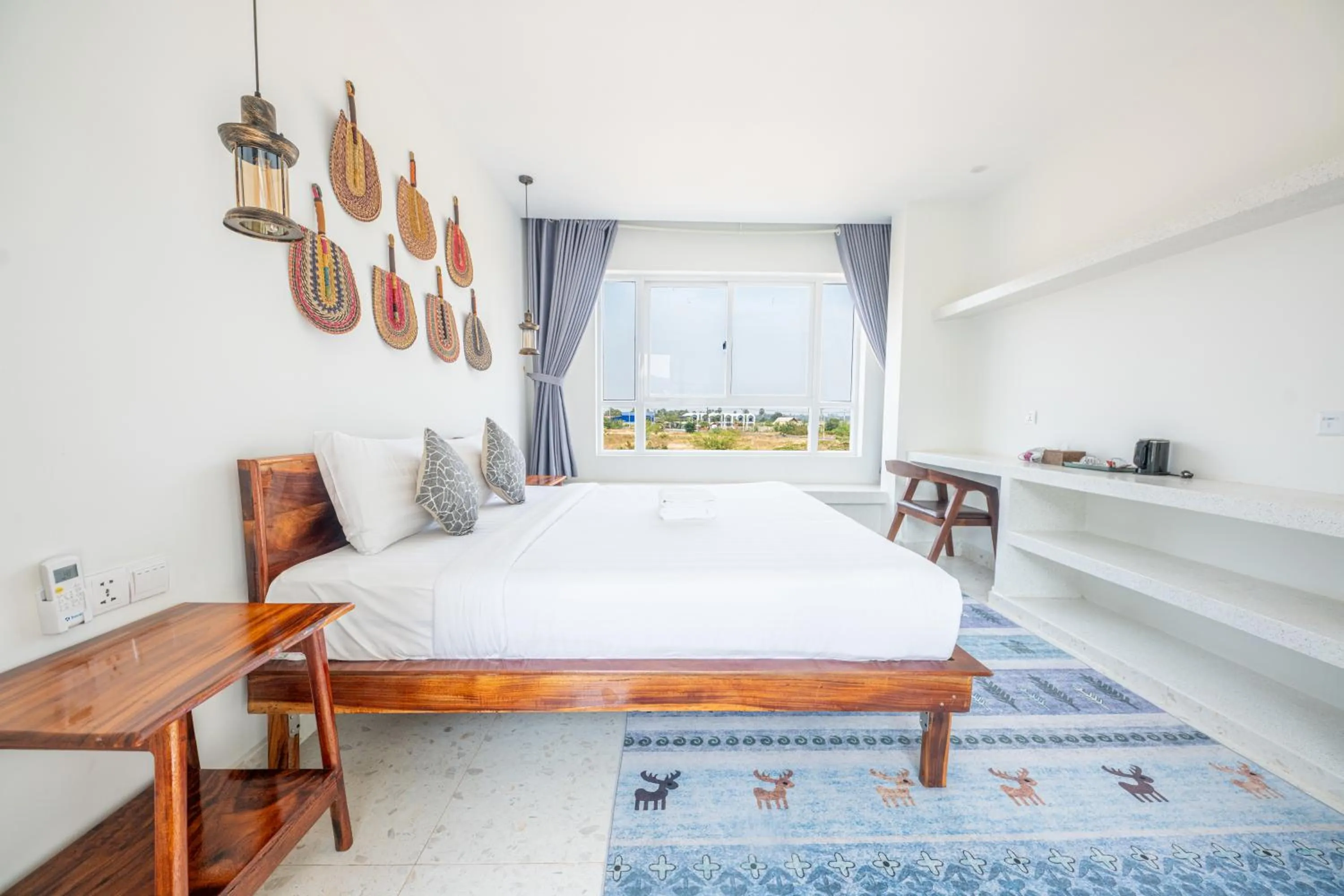 Bed in Raing Phnom Bungalow