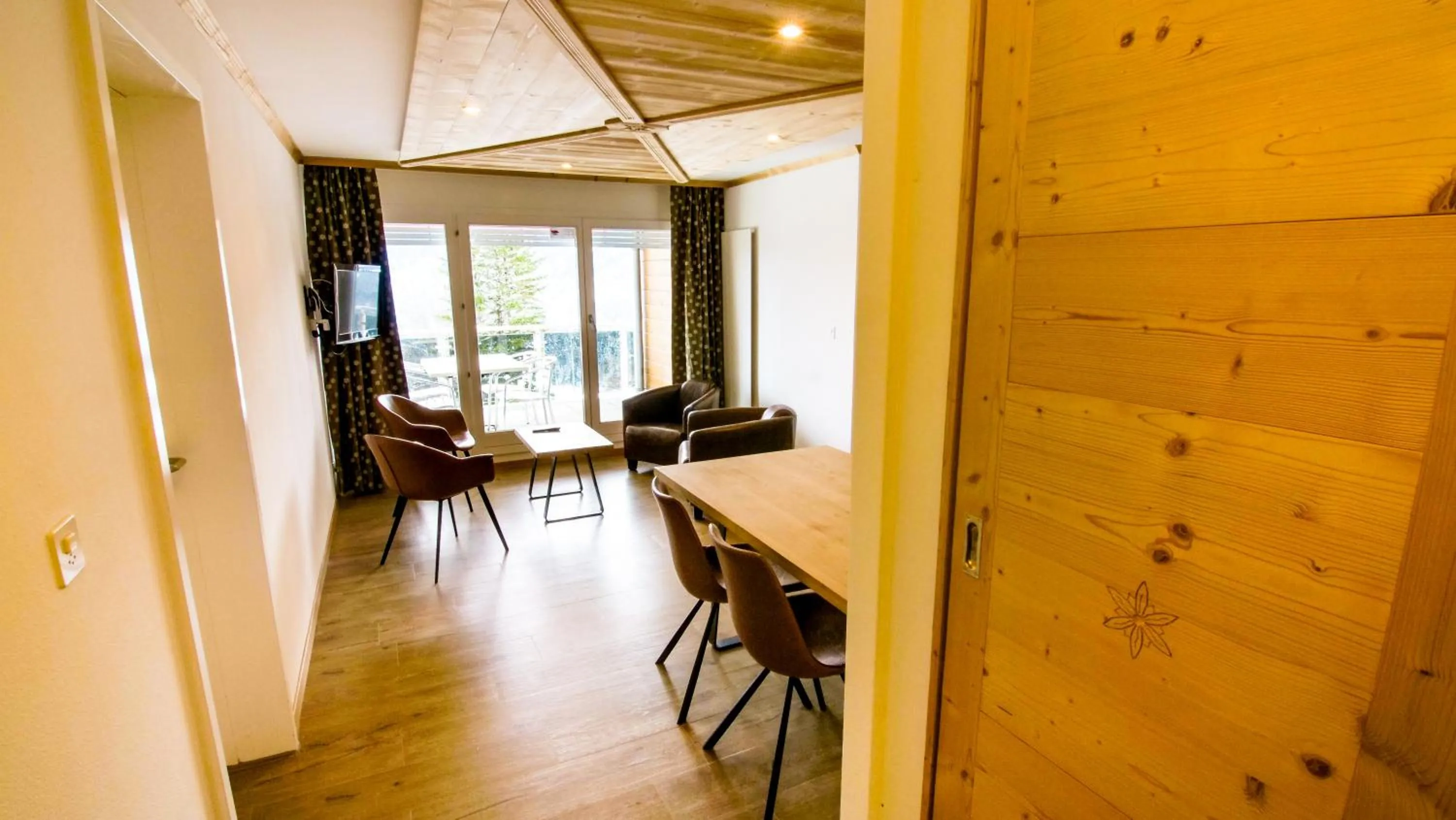 Photo of the whole room in Hotel Central Résidence